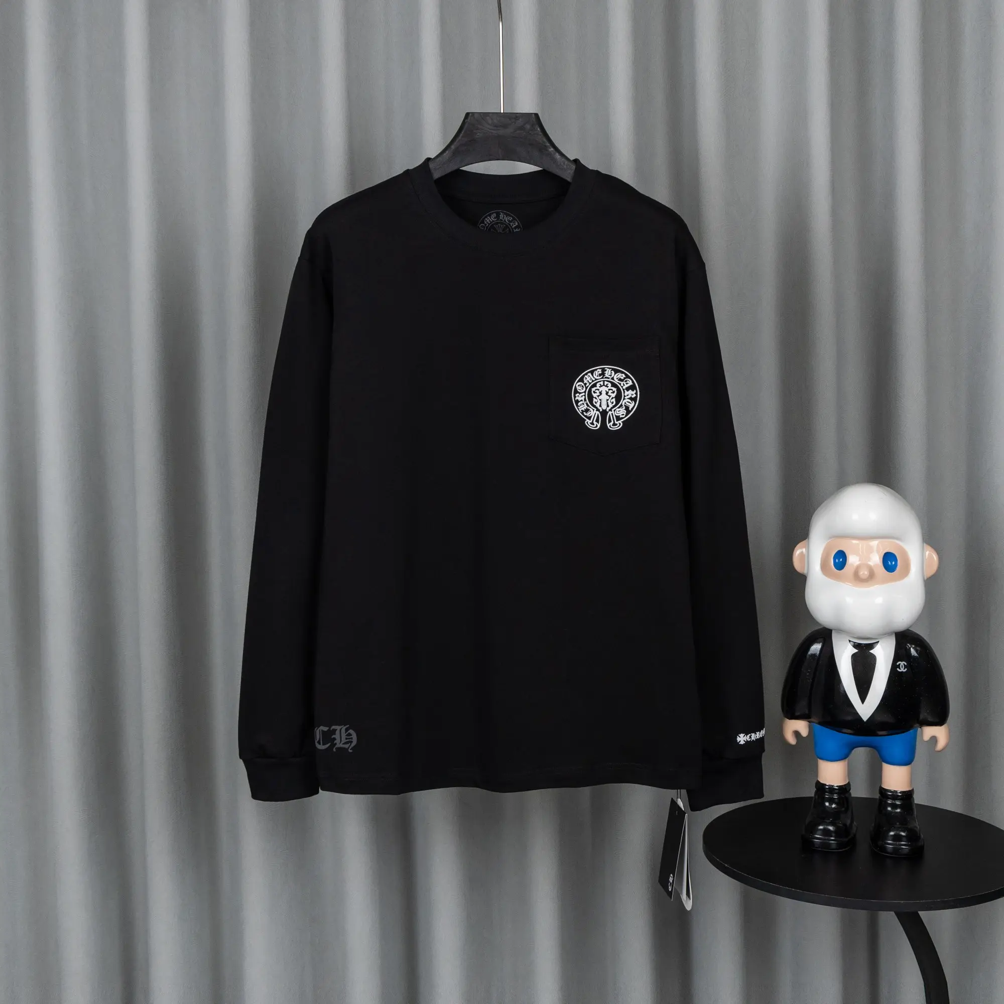 Logo-Print Cotton-Jersey Long-Sleeve T-Shirt D16019732