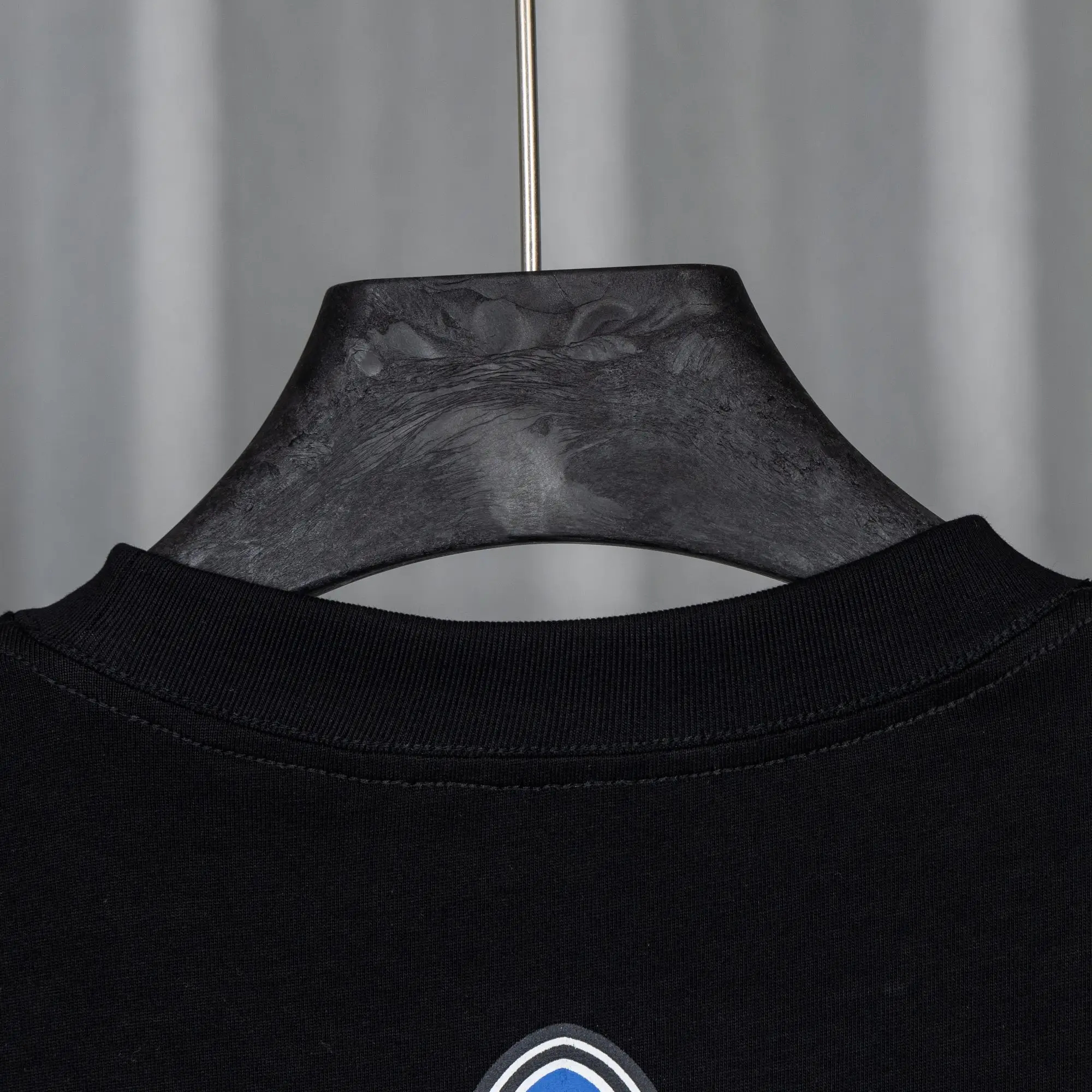 Logo-Print Cotton-Jersey Long-Sleeve T-Shirt D16019732 — view 3