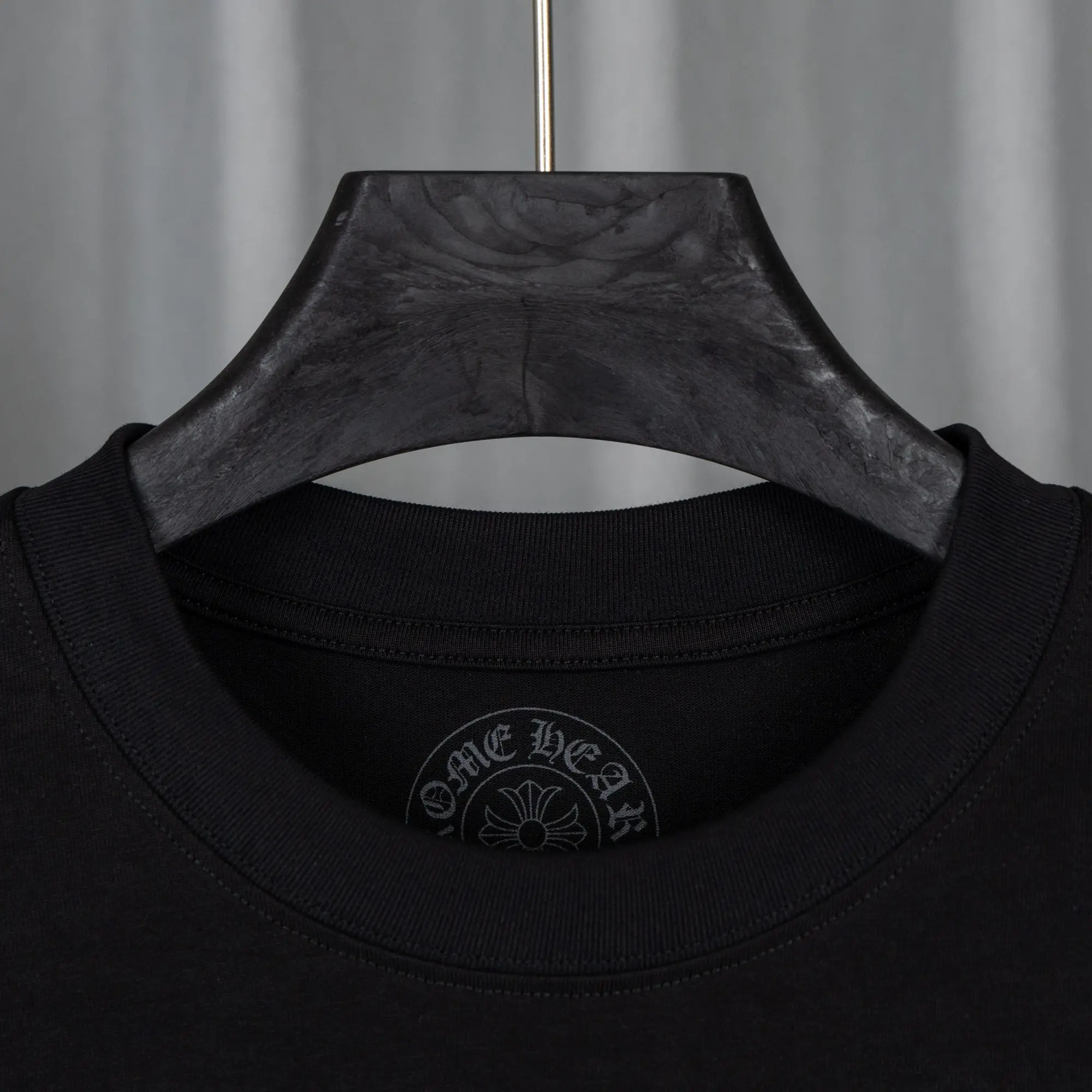 Logo-Print Cotton-Jersey Long-Sleeve T-Shirt D16019732 — view 5
