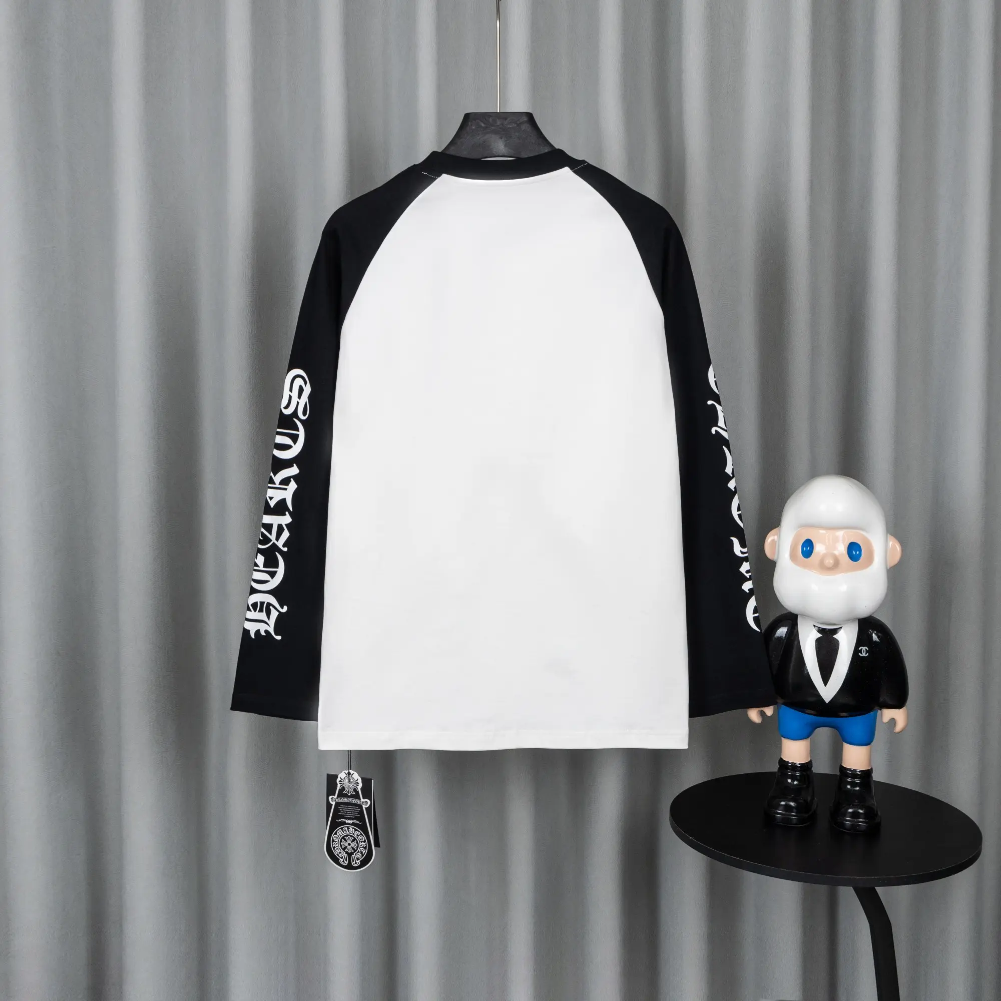 Logo-Print Cotton Jersey Long-Sleeve T-Shirt D16019734 — view 2