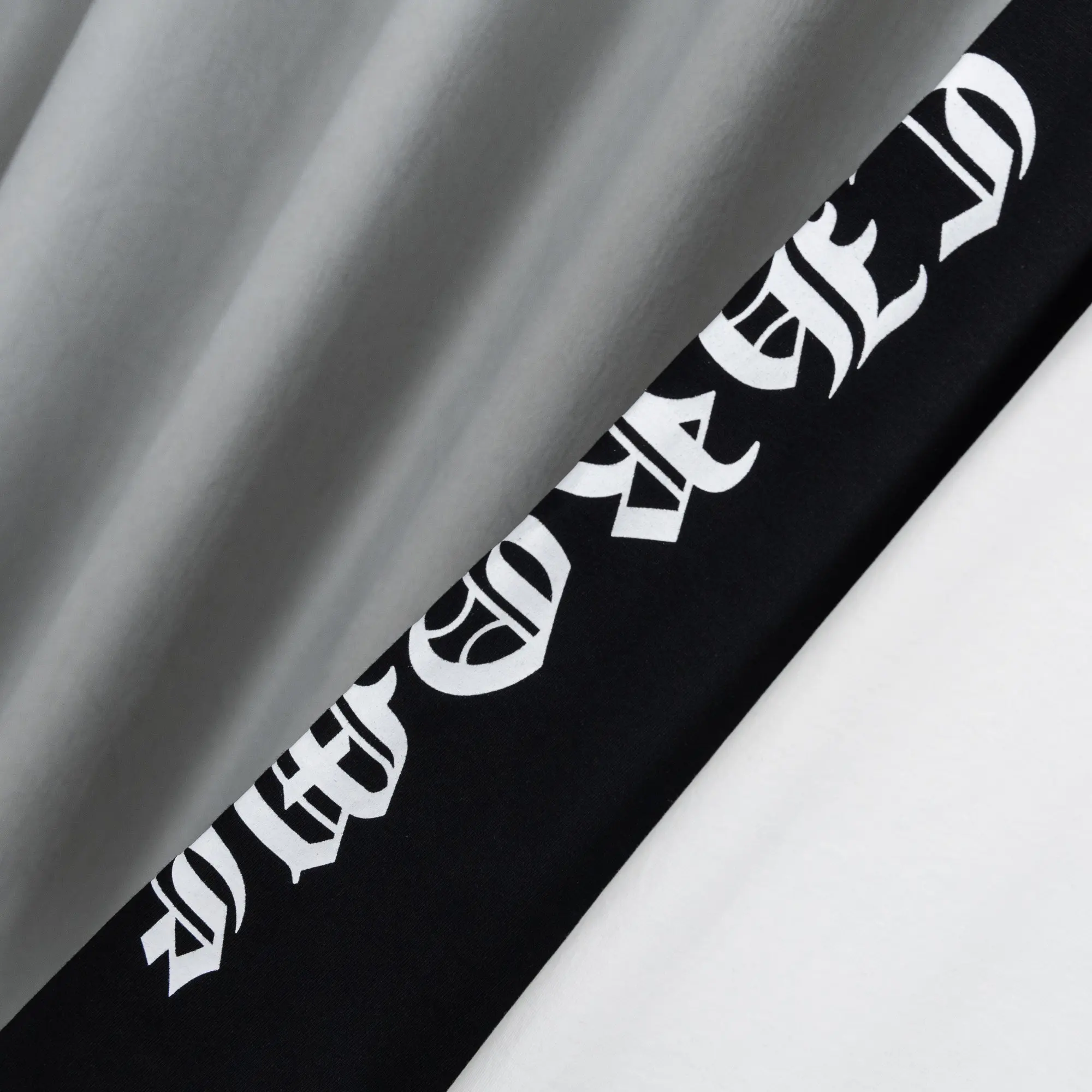 Logo-Print Cotton Jersey Long-Sleeve T-Shirt D16019734 — view 7