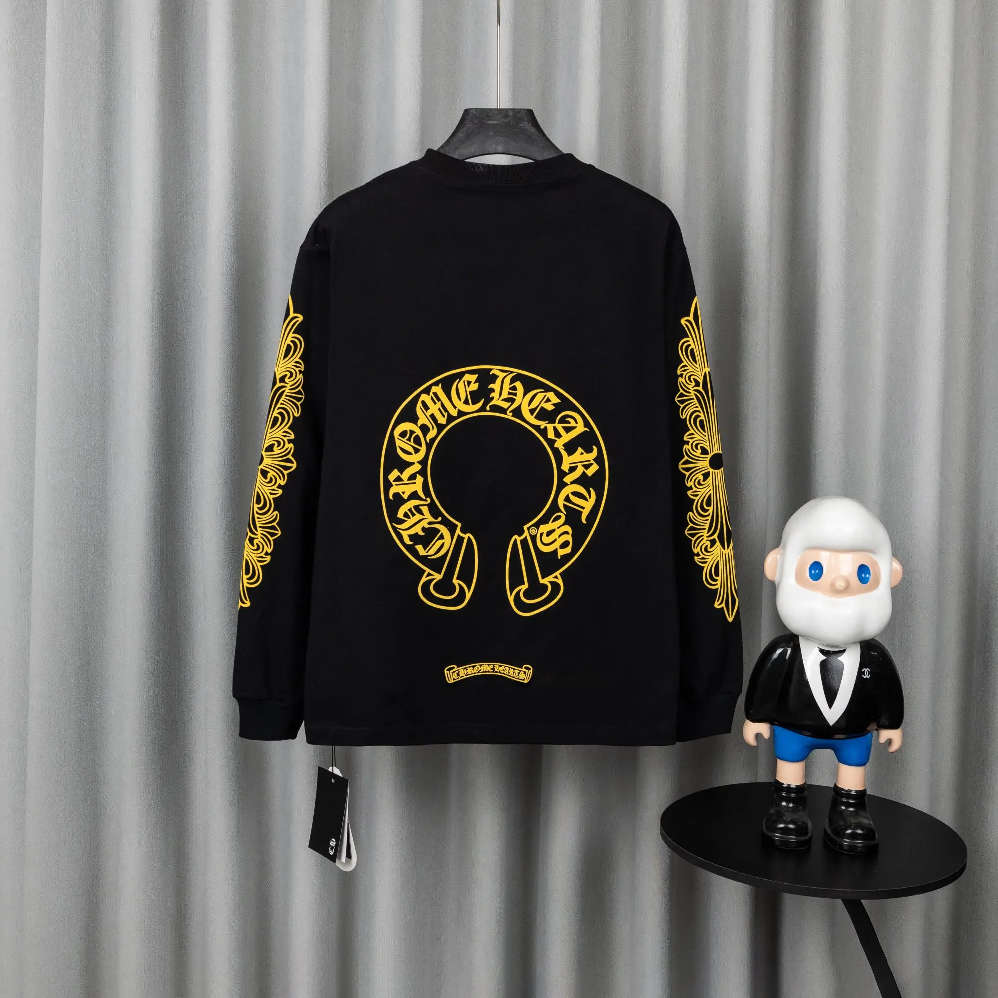 Logo Graphic Long-Sleeve Cotton T-Shirt D16019749 — view 2