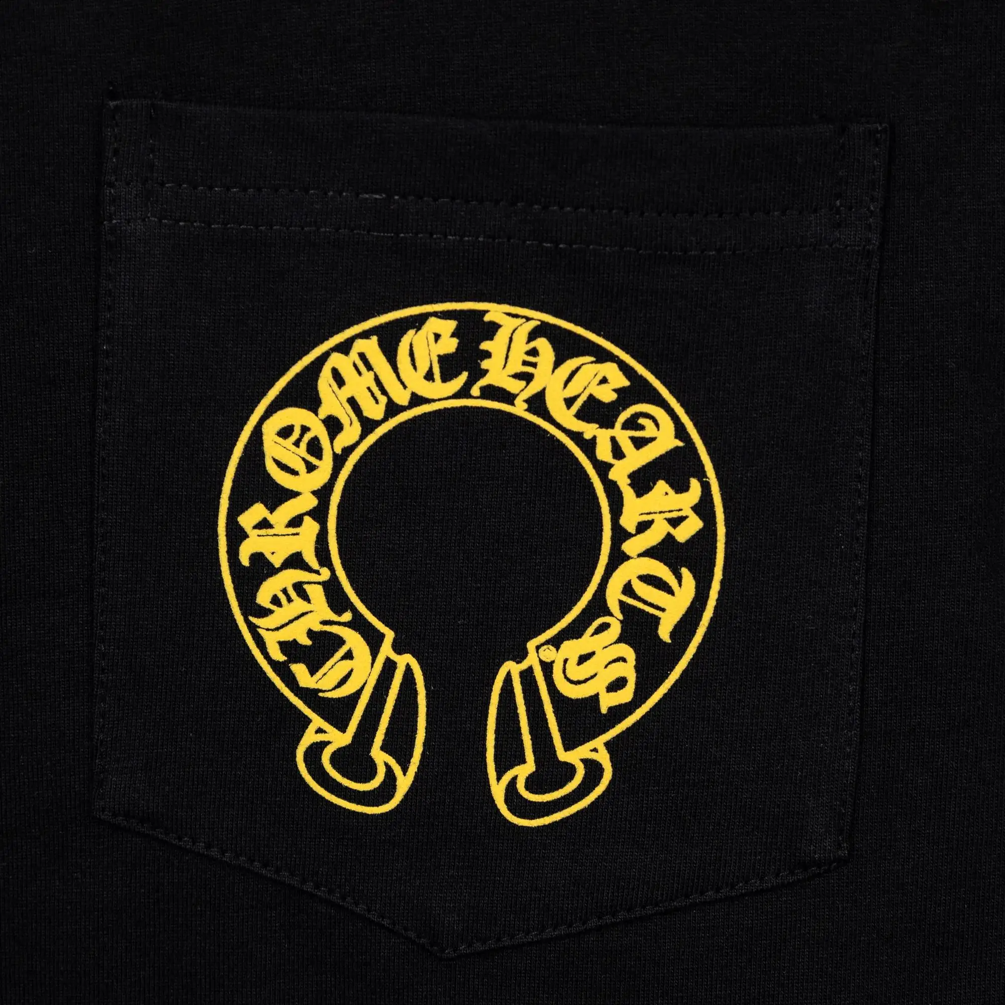 Logo Graphic Long-Sleeve Cotton T-Shirt D16019749 — view 6