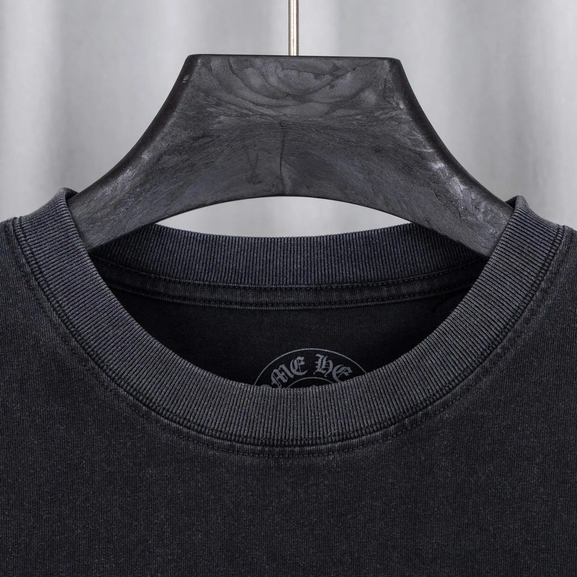 Graphic Print Long-Sleeve Cotton T-Shirt D17019731 — view 4
