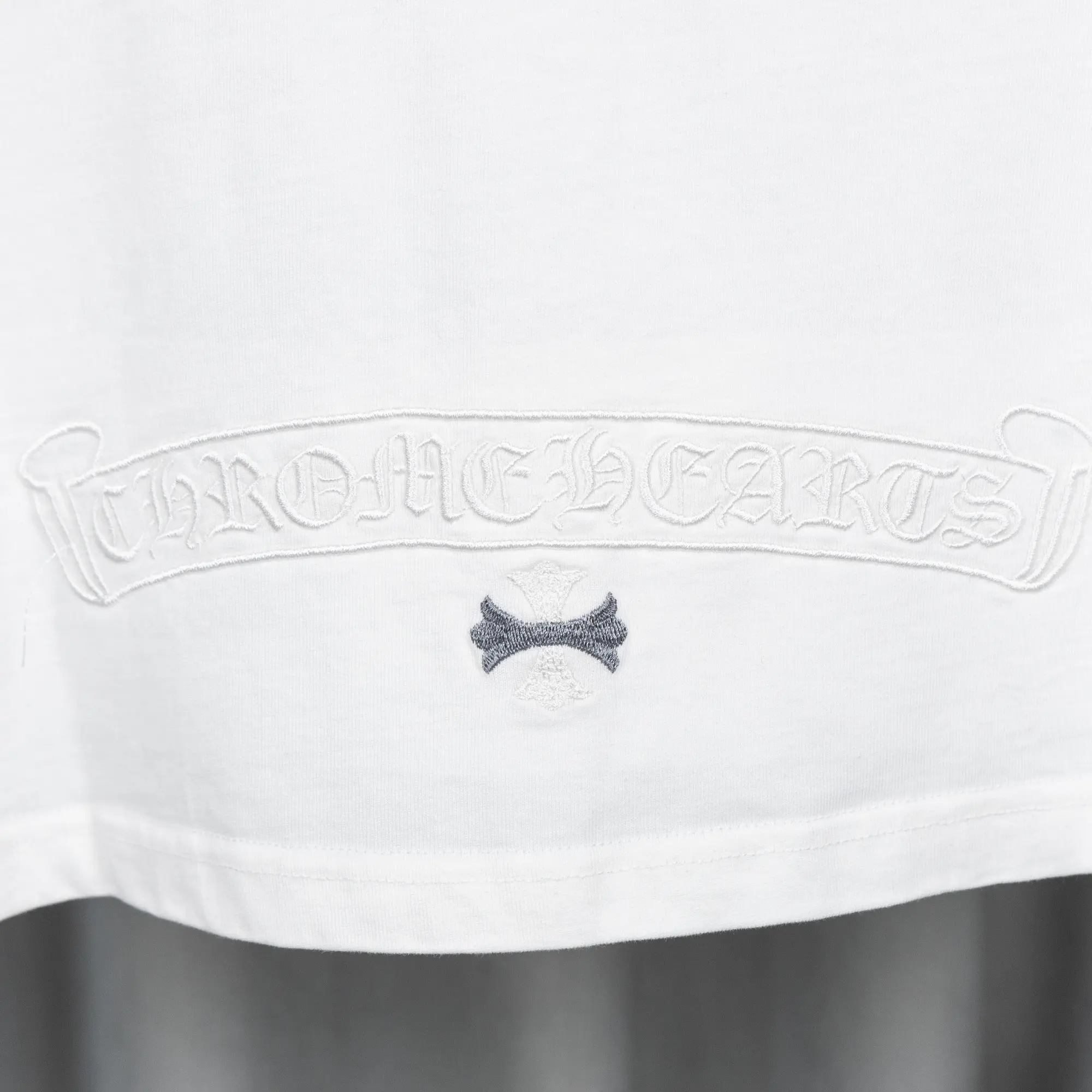 Logo-Embroidered Cotton Long-Sleeve T-Shirt D17019733 — view 11
