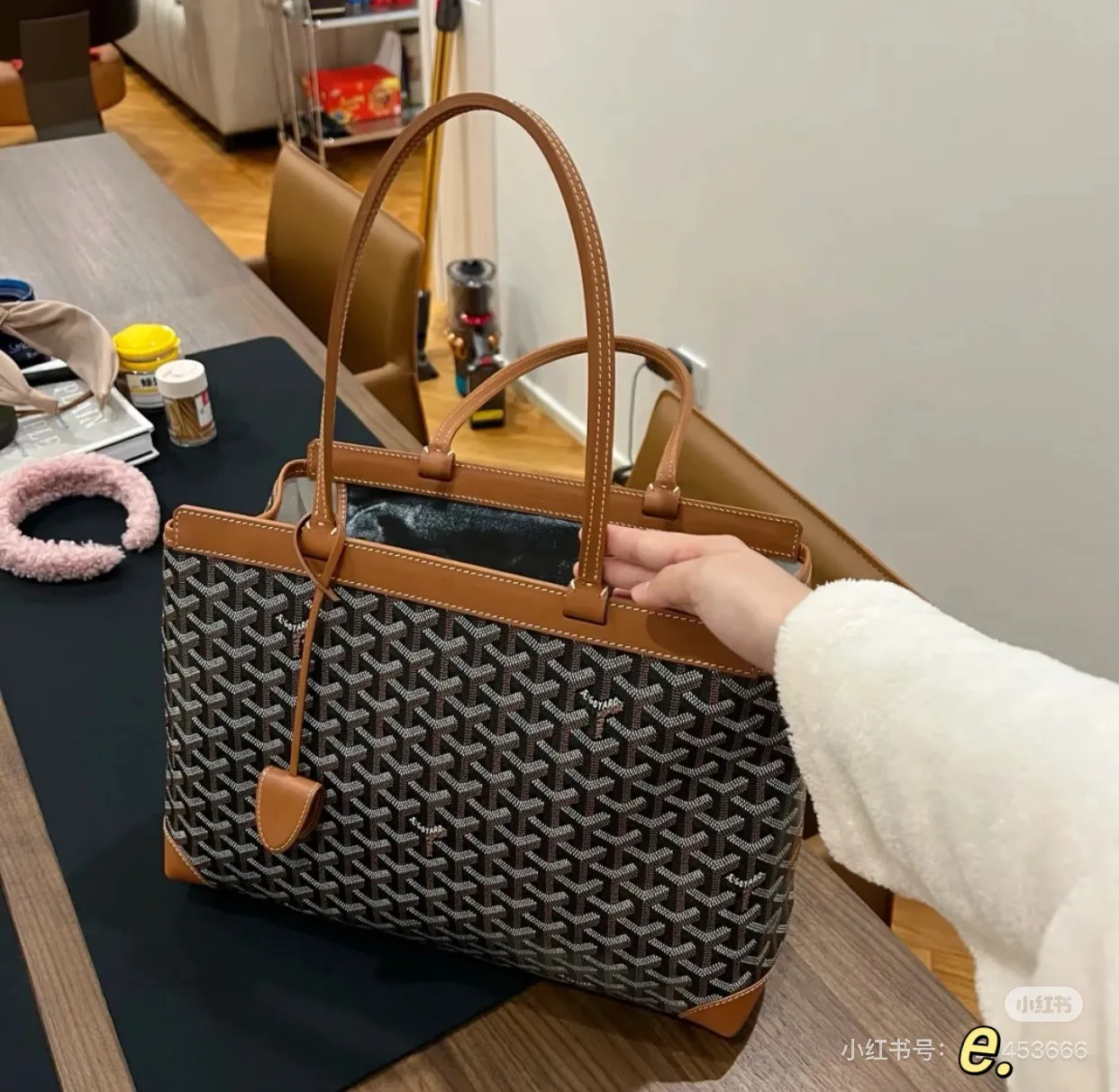 Goyardine Coated Canvas Tote Bag D33017932 — view 3