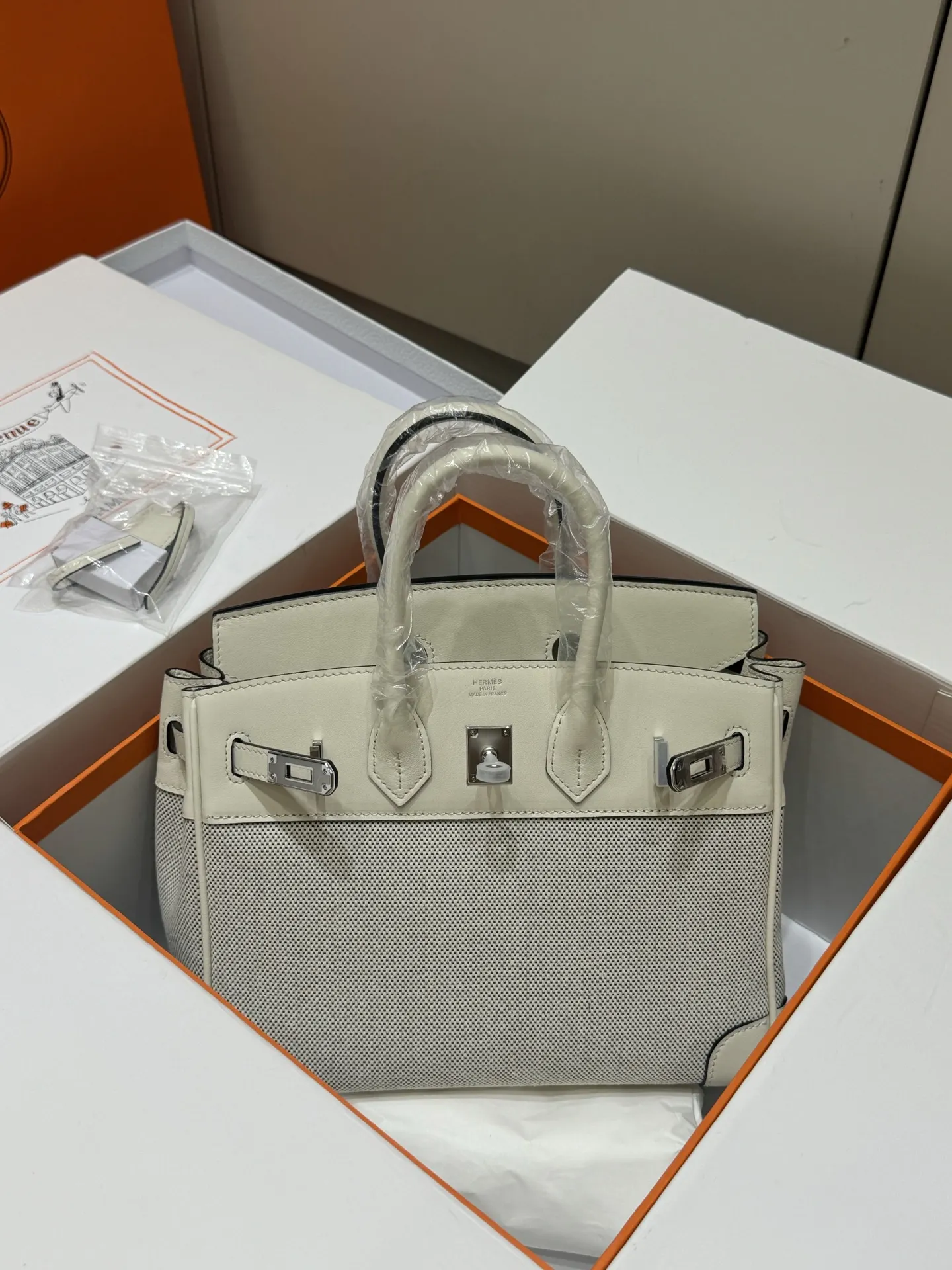 Birkin 25 Canvas & Leather Handbag D59017774 — view 23