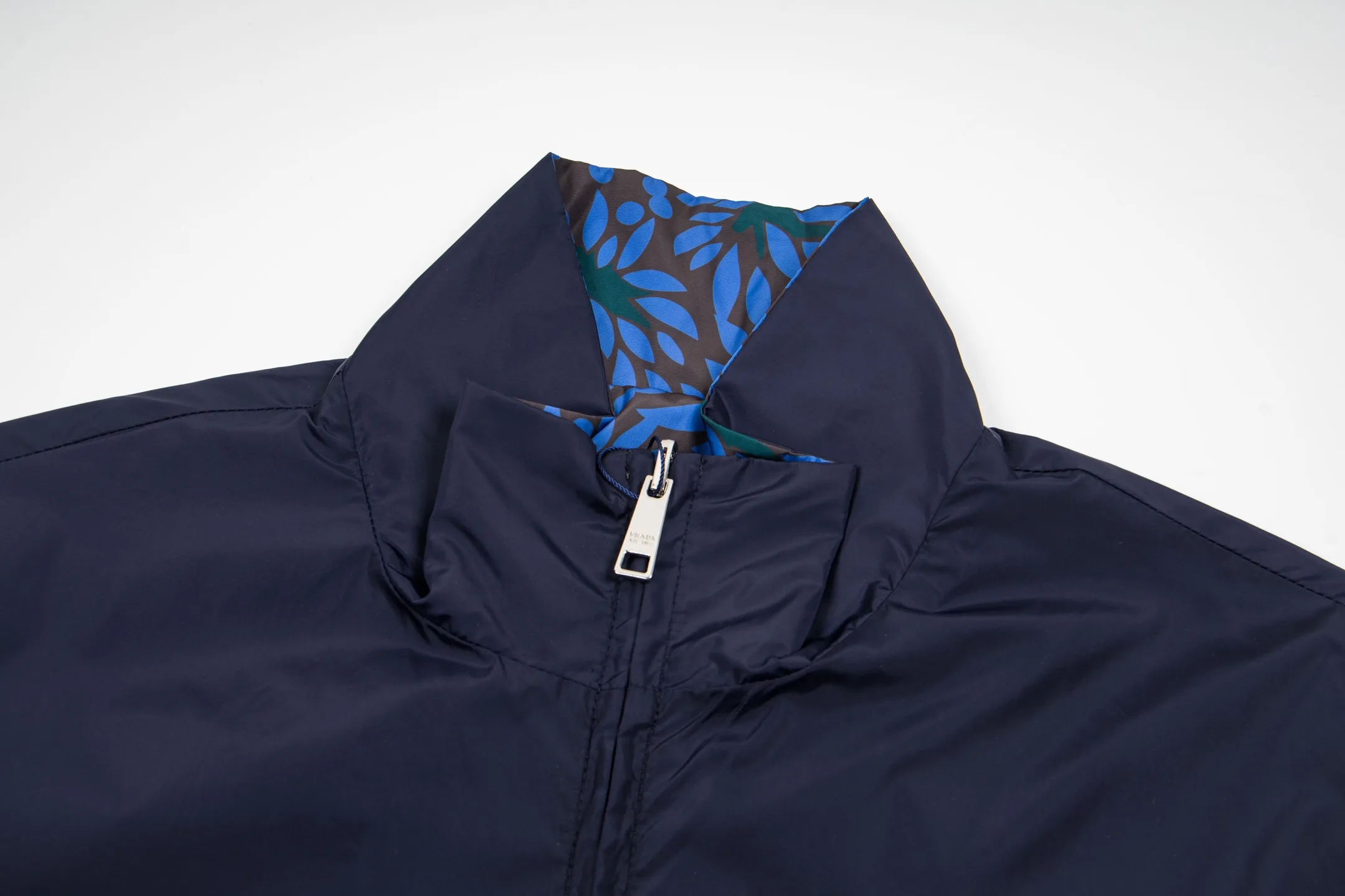 Reversible Floral-Print Nylon Jacket D29021668 — view 3