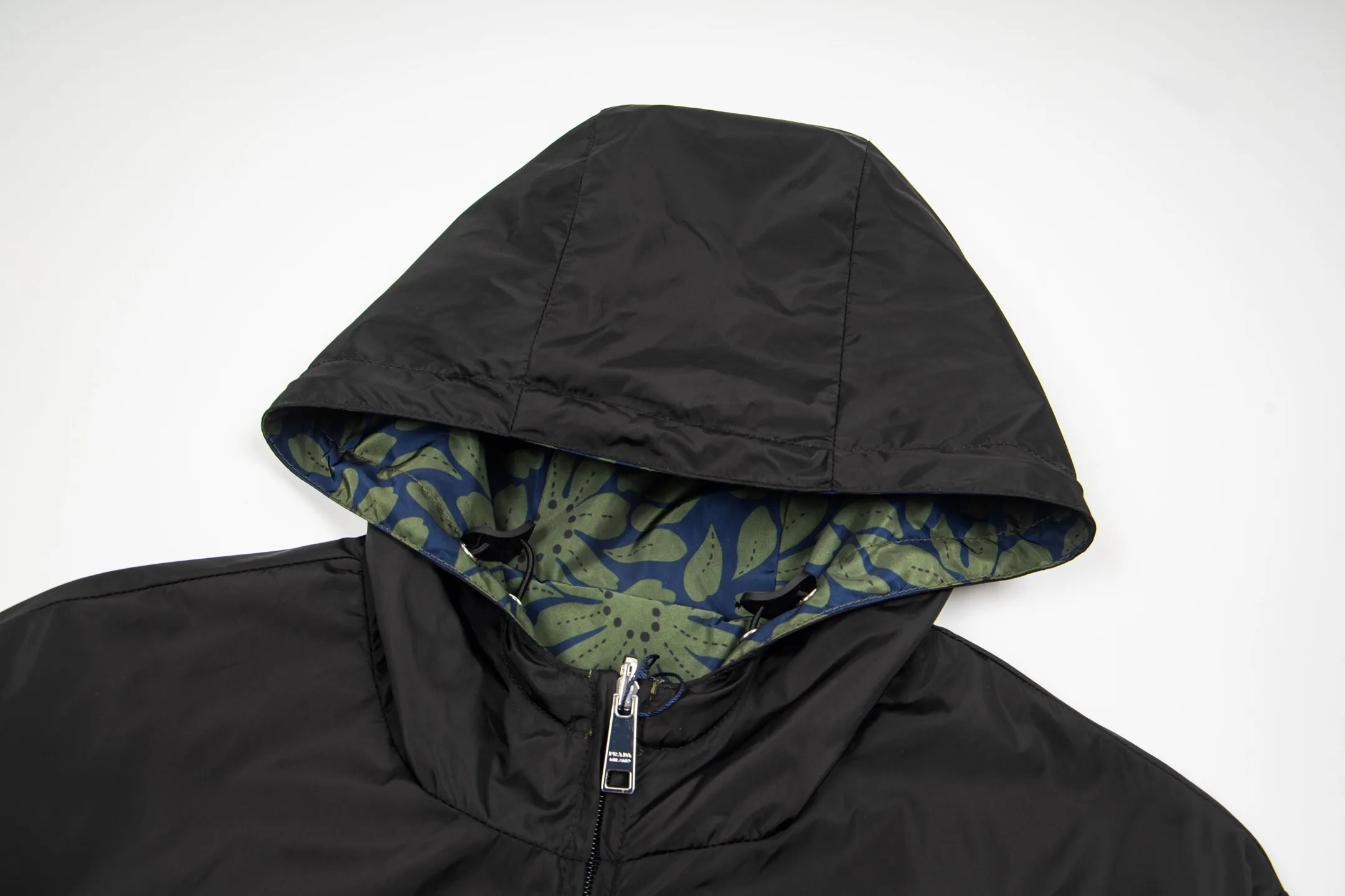 Reversible Floral-Print Re-Nylon Hooded Jacket D30521670 — view 3