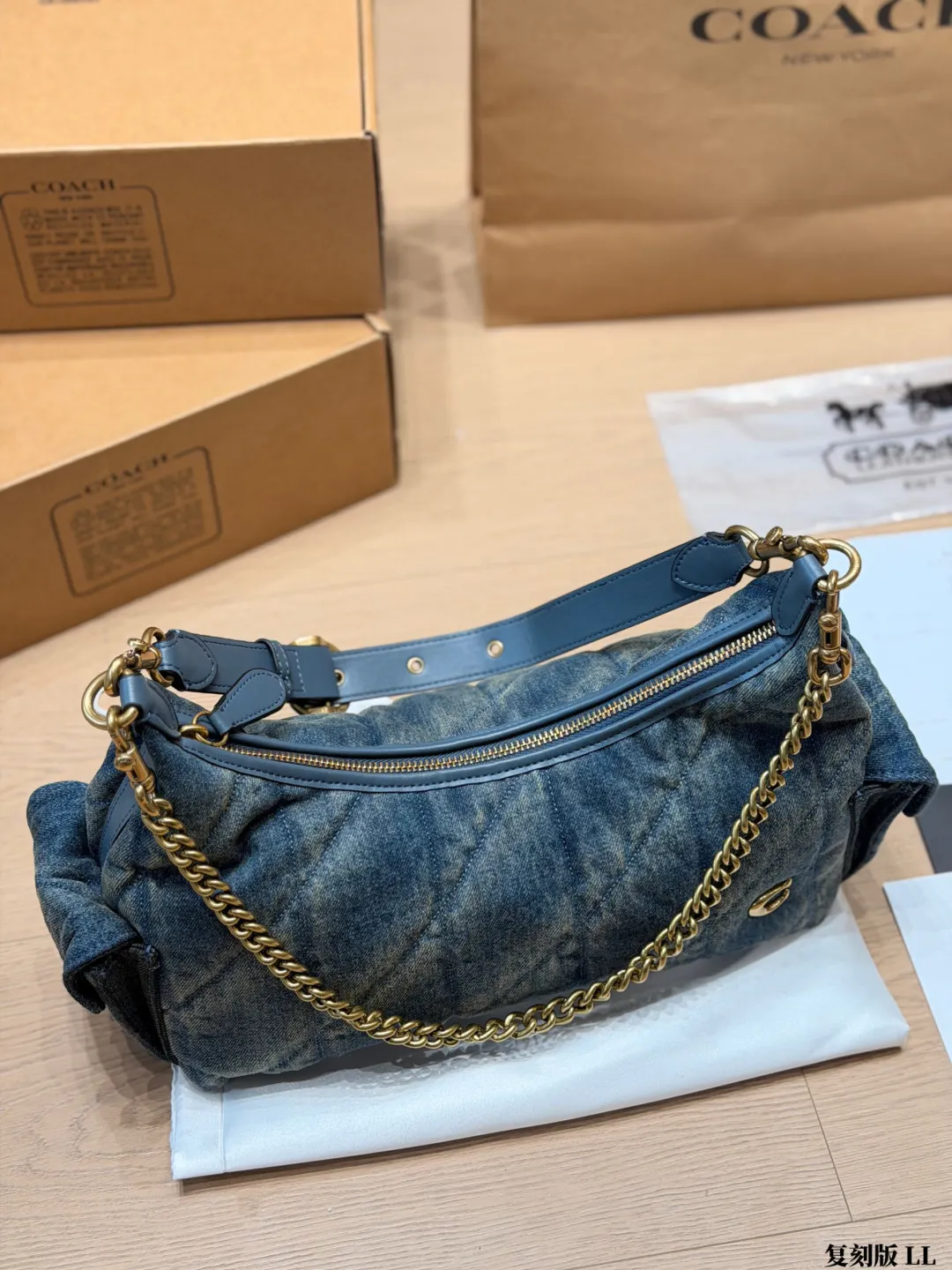 Coach Pocket Juliet 30 Quilted Shoulder Bag D36018197 — view 16