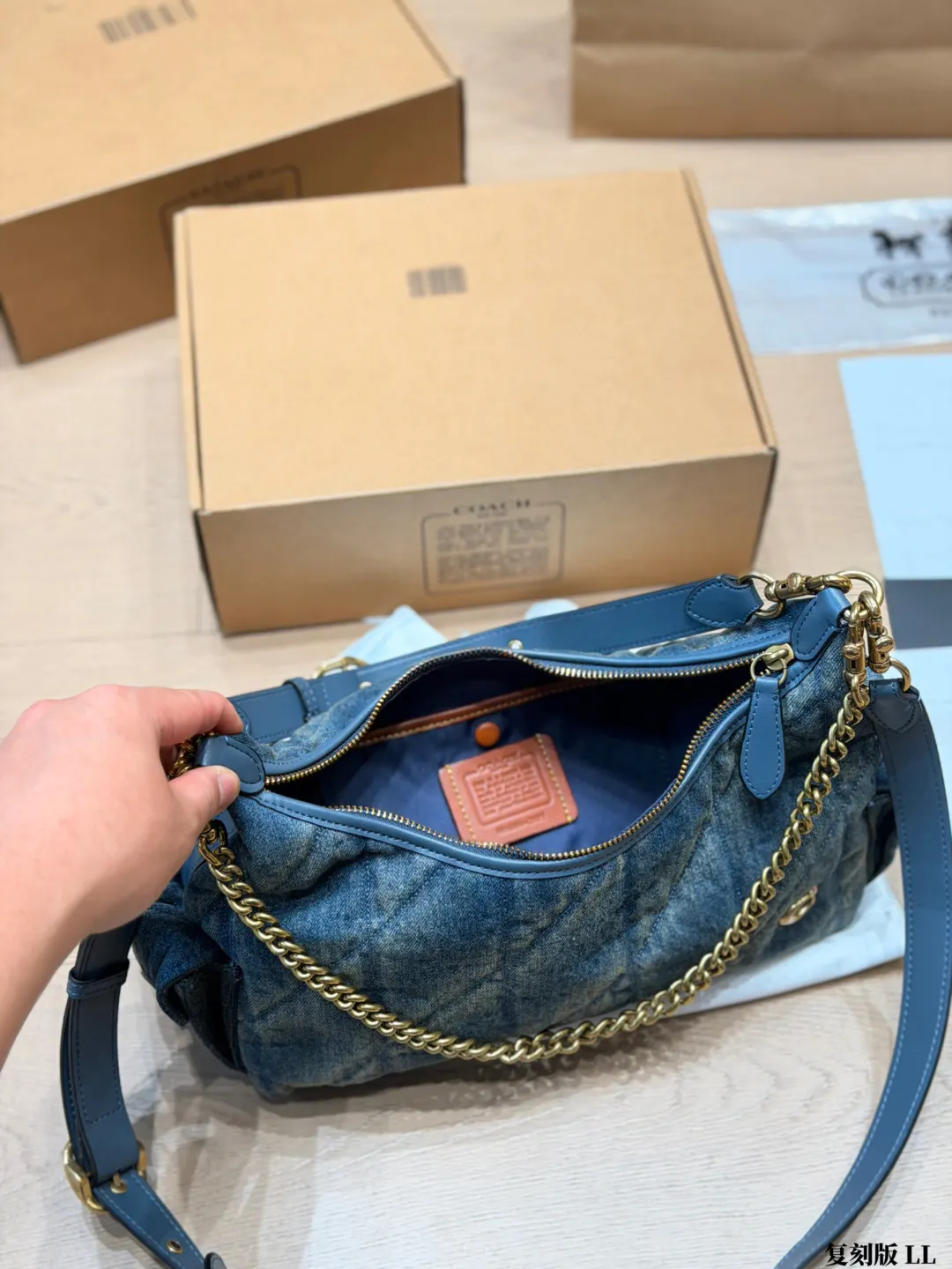 Coach Pocket Juliet 30 Quilted Shoulder Bag D36018197 — view 18