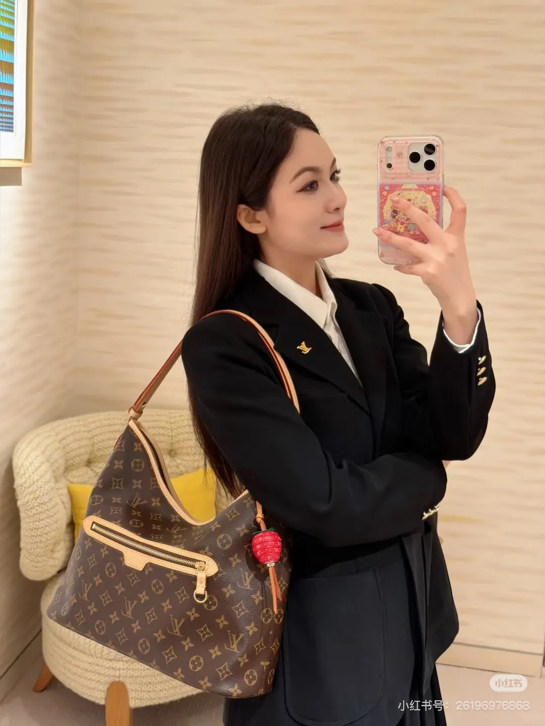 Monogram Hobo Shoulder Bag D36018441 — view 3