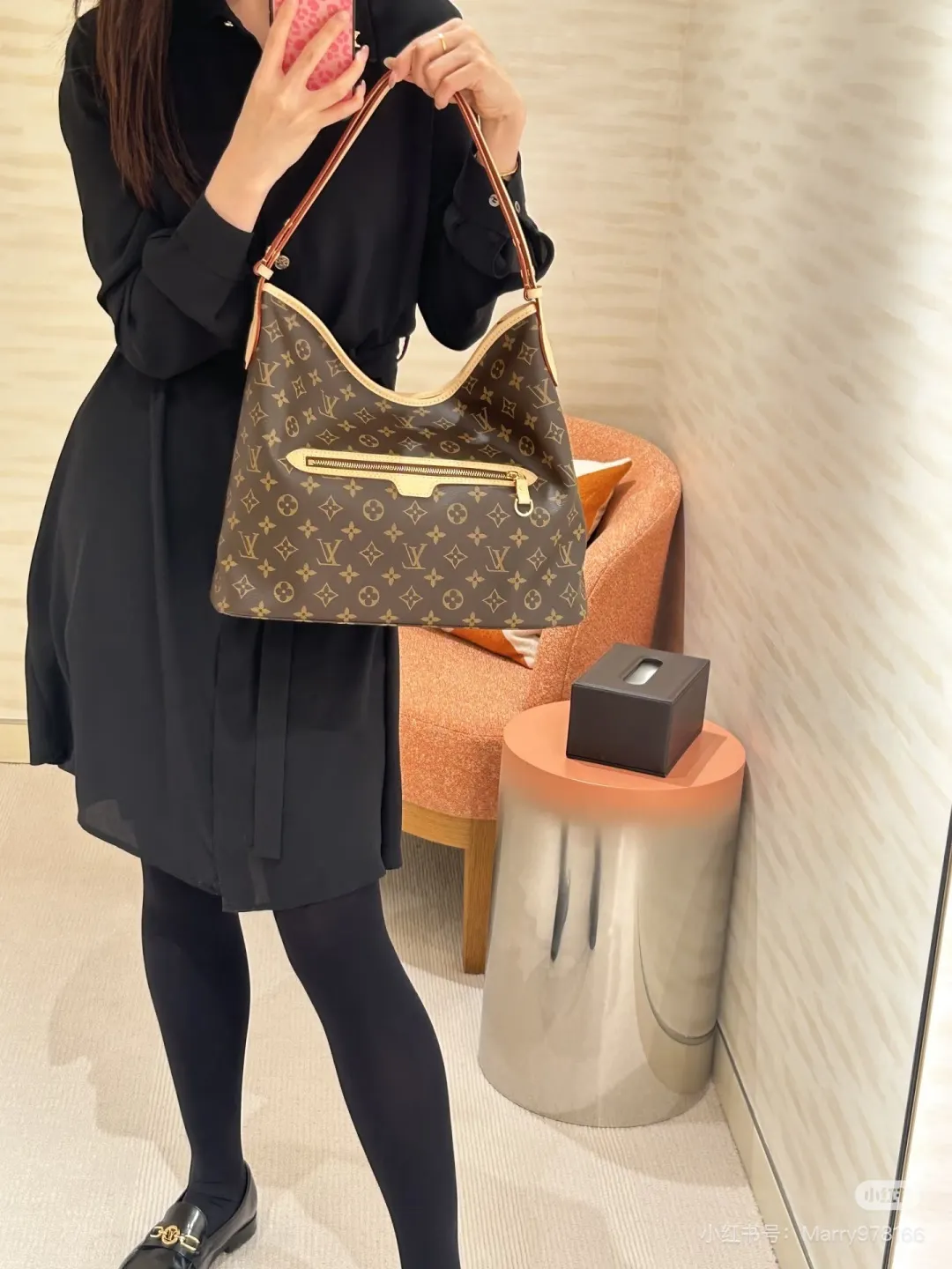 Monogram Hobo Shoulder Bag D36018441 — view 4