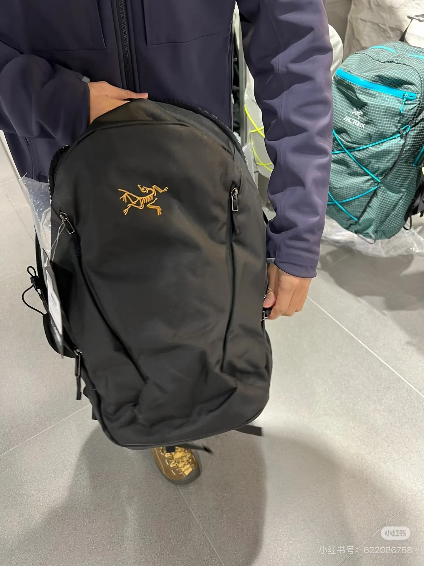 Arc'teryx Mantis 26 Backpack D36018457 — view 2