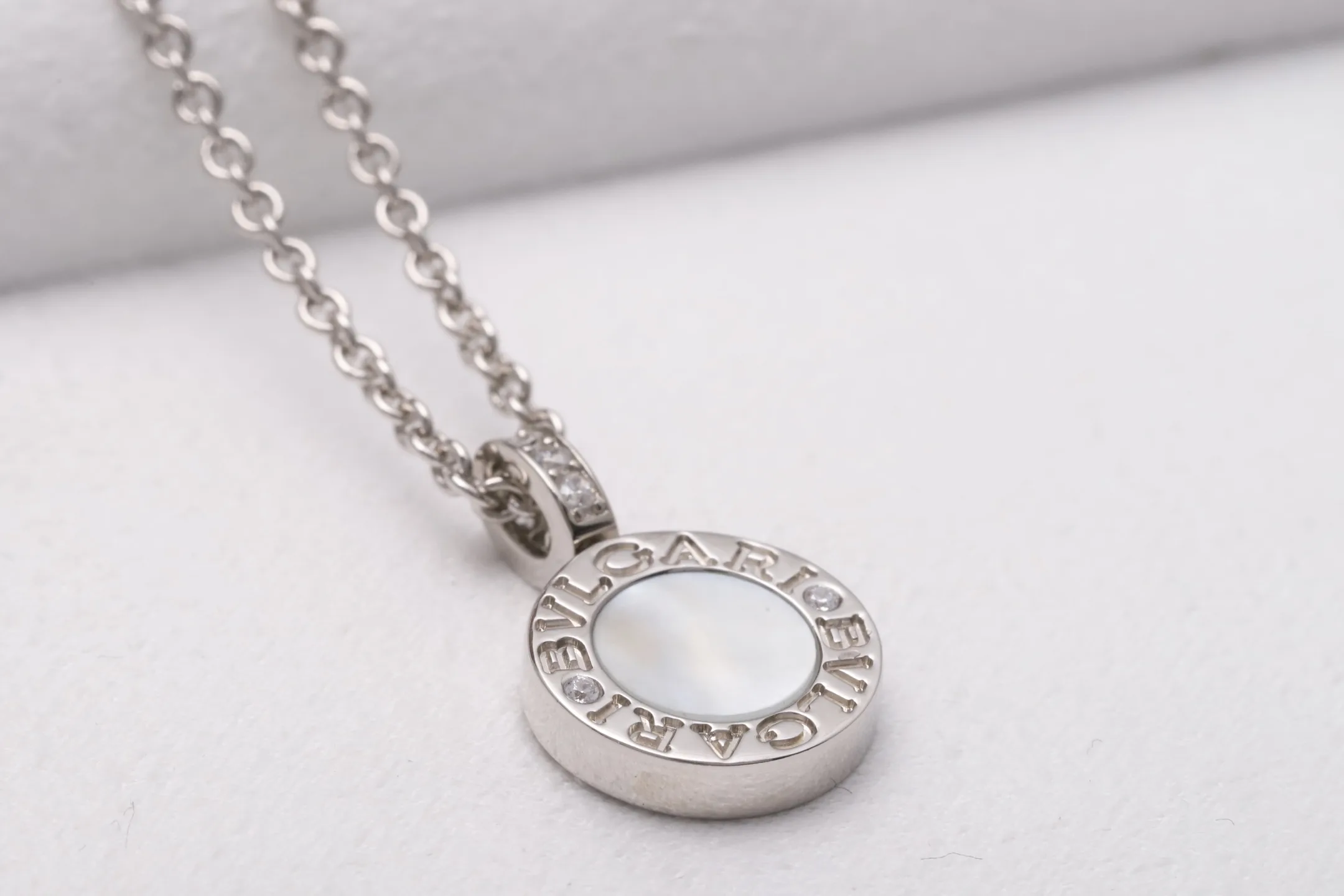 Bulgari Reversible Onyx and Mother-of-Pearl Necklace (Sterling Silver) D29517168 — view 5