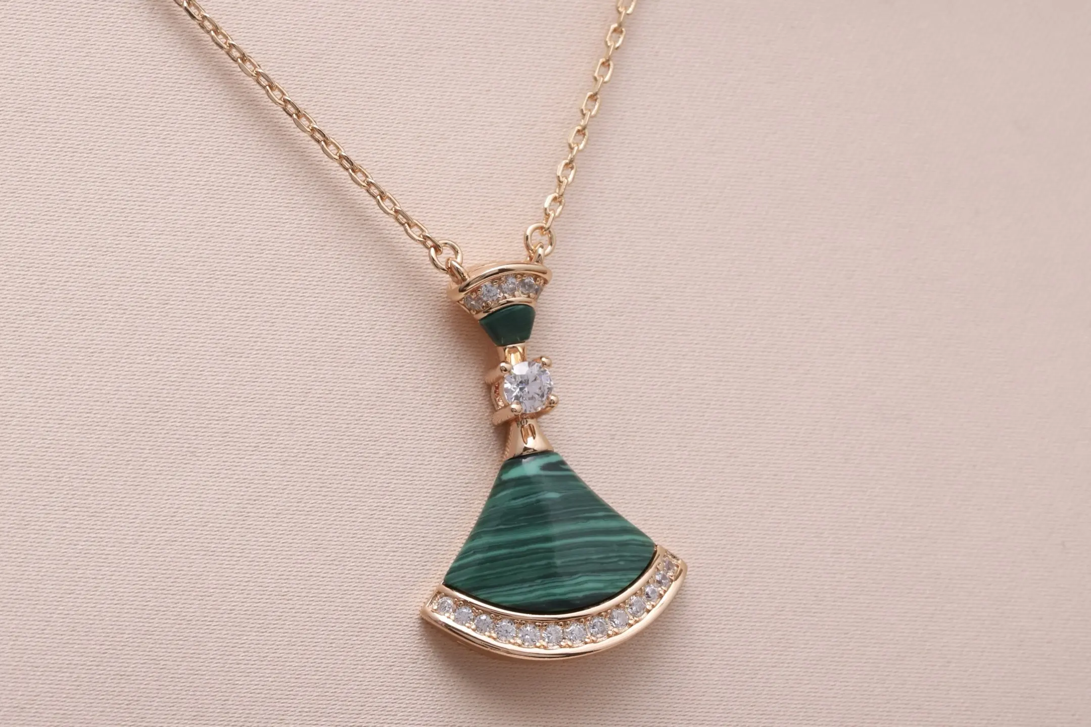 Diva's Dream Malachite Pendant Necklace (Gold-Plated Brass) D23517159 — view 3