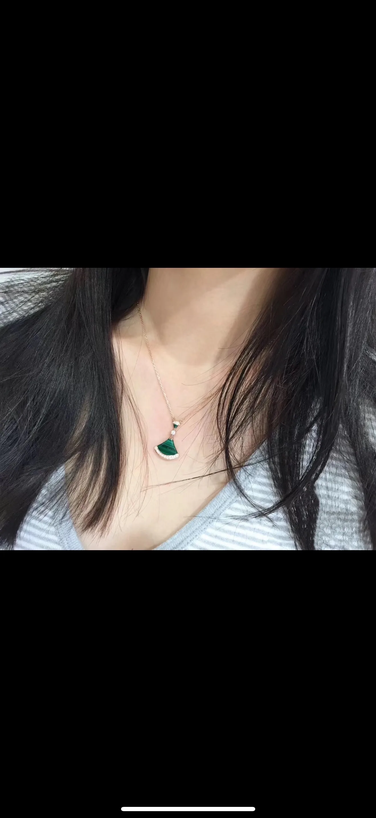 Diva's Dream Malachite Pendant Necklace (Gold-Plated Brass) D23517159 — view 9
