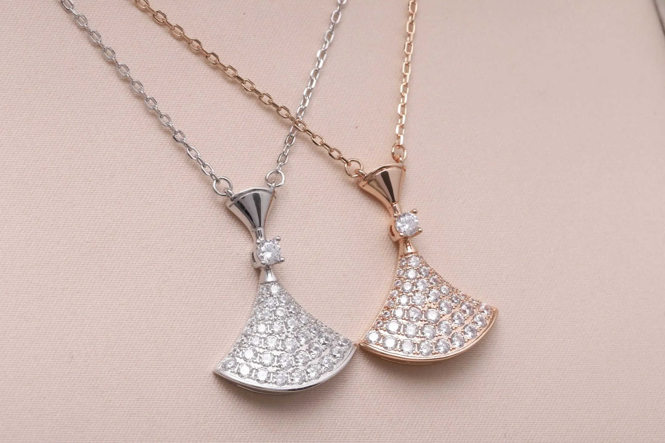 Divas' Dream Pavé Diamond Pendant Necklace (Sterling Silver) D23517162 — view 3