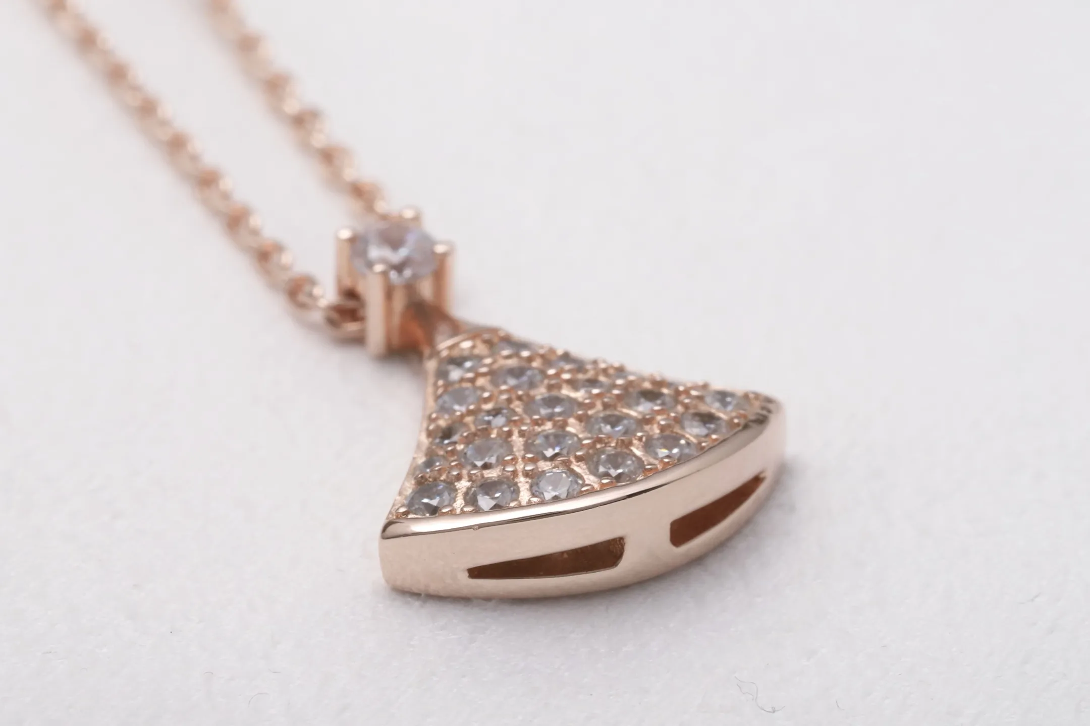 Divas' Dream Pavé Diamond Fan Necklace (Sterling Silver) D21017166 — view 5