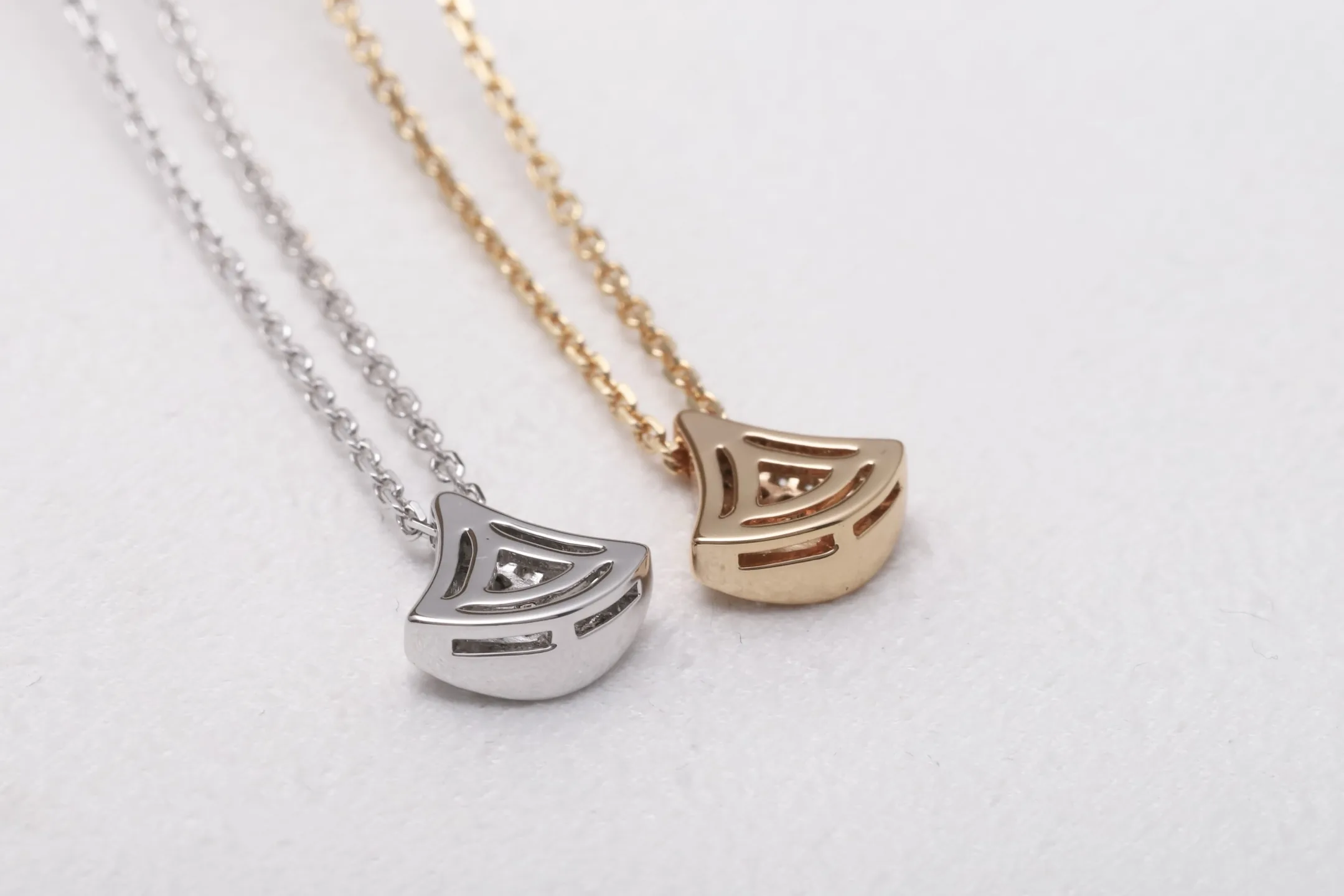 Divas' Dream Pavé Diamond Pendant Necklace (Gold-Plated Brass) D14517152 — view 5