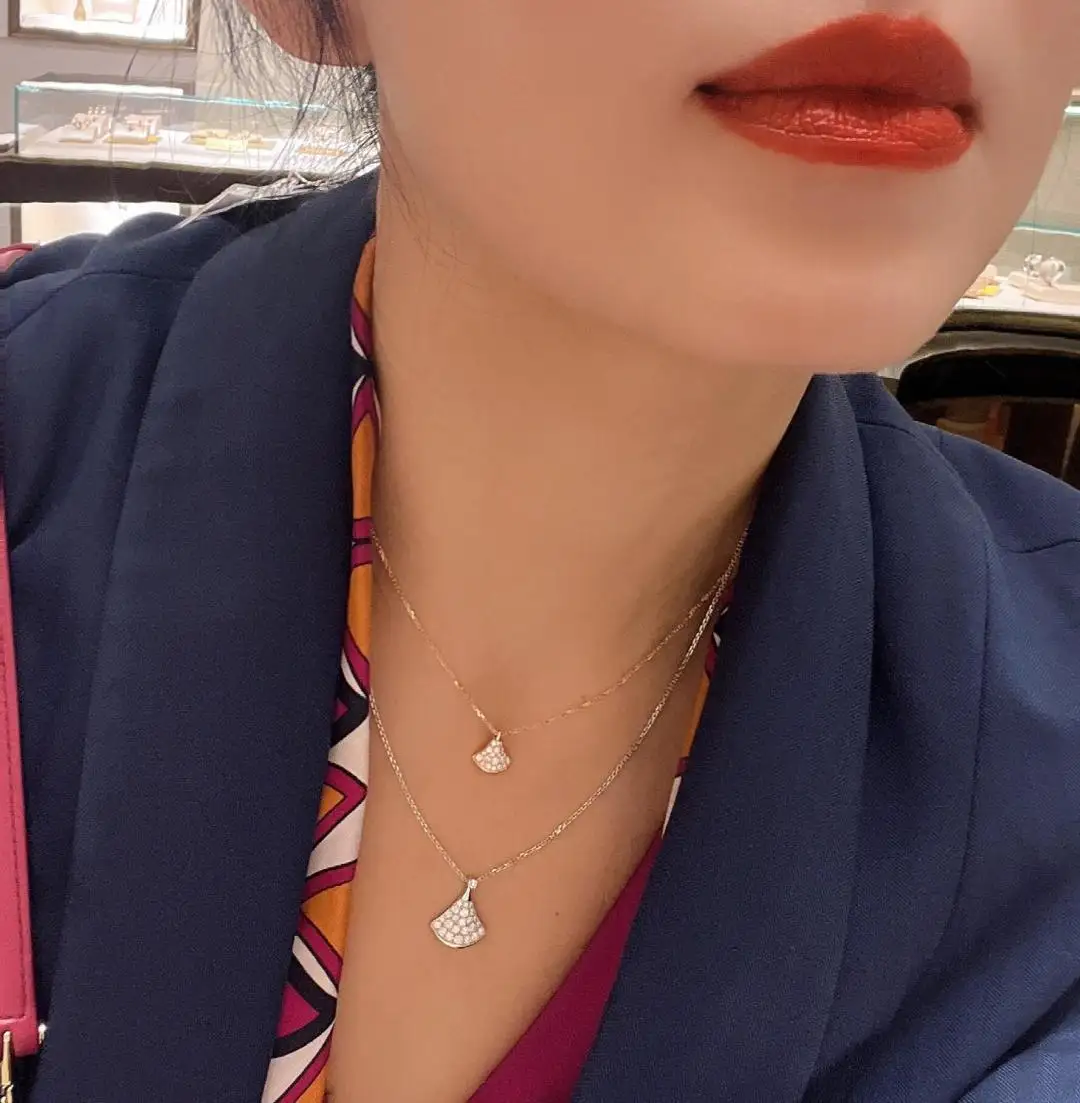 Divas' Dream Pavé Diamond Pendant Necklace (Gold-Plated Brass) D14517152 — view 10