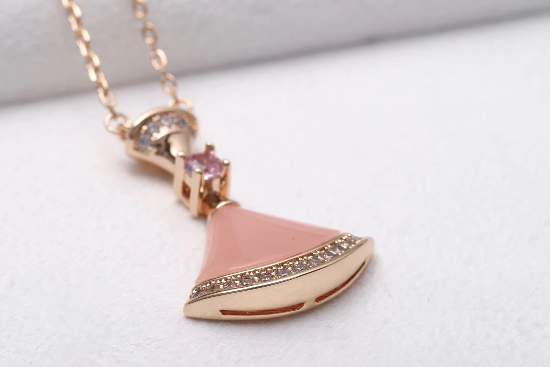 Divas' Dream Pendant Necklace in Rose Gold-Plated Silver with Pink Opal D23517160 — view 5