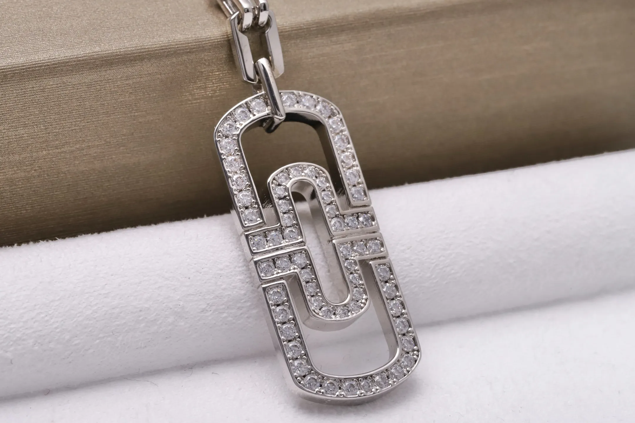 Parentesi Diamond Pendant Necklace (Gold-Plated Brass) D14017149 — view 7