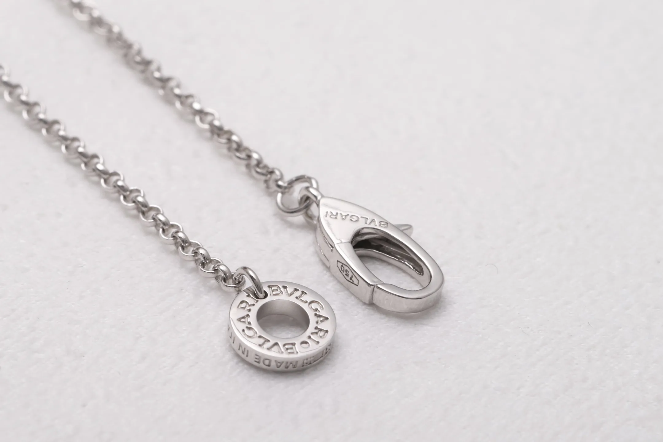 B.zero1 Ceramic Pendant Necklace (Sterling Silver) D26016972 — view 8