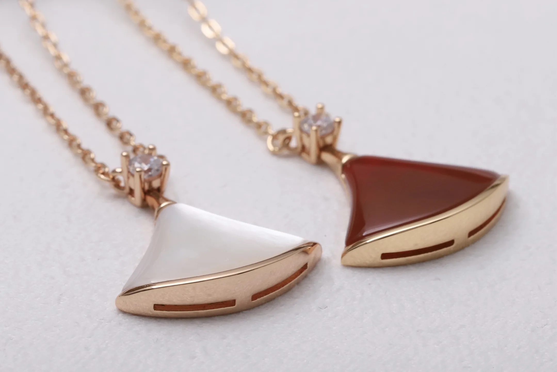Diva's Dream Mother-of-Pearl Pendant Necklace (Sterling Silver) D19516966 — view 8