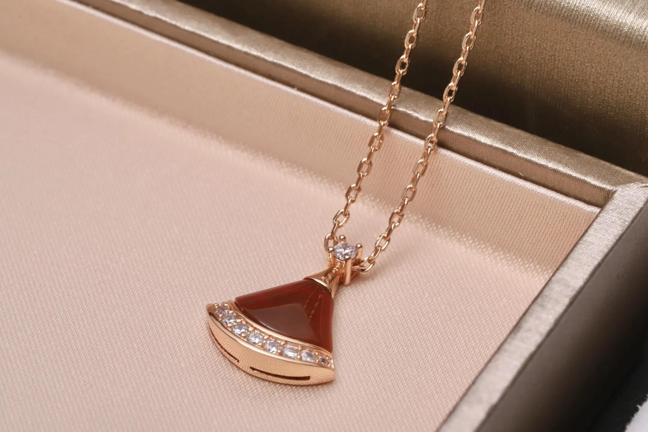 Divas' Dream Carnelian Pendant Necklace (Gold-Plated Brass) D14017134 — view 6