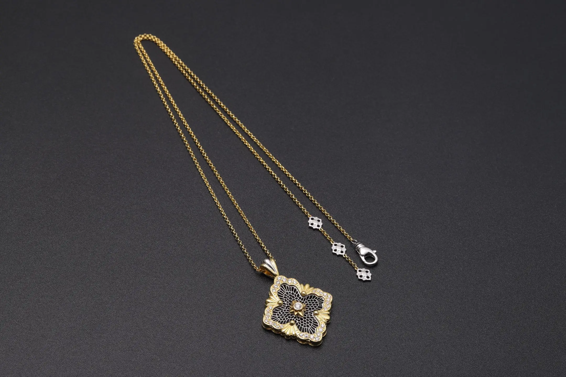 Opera Tulle Pendant Necklace (Gold-Plated Brass) D15016603 — view 8