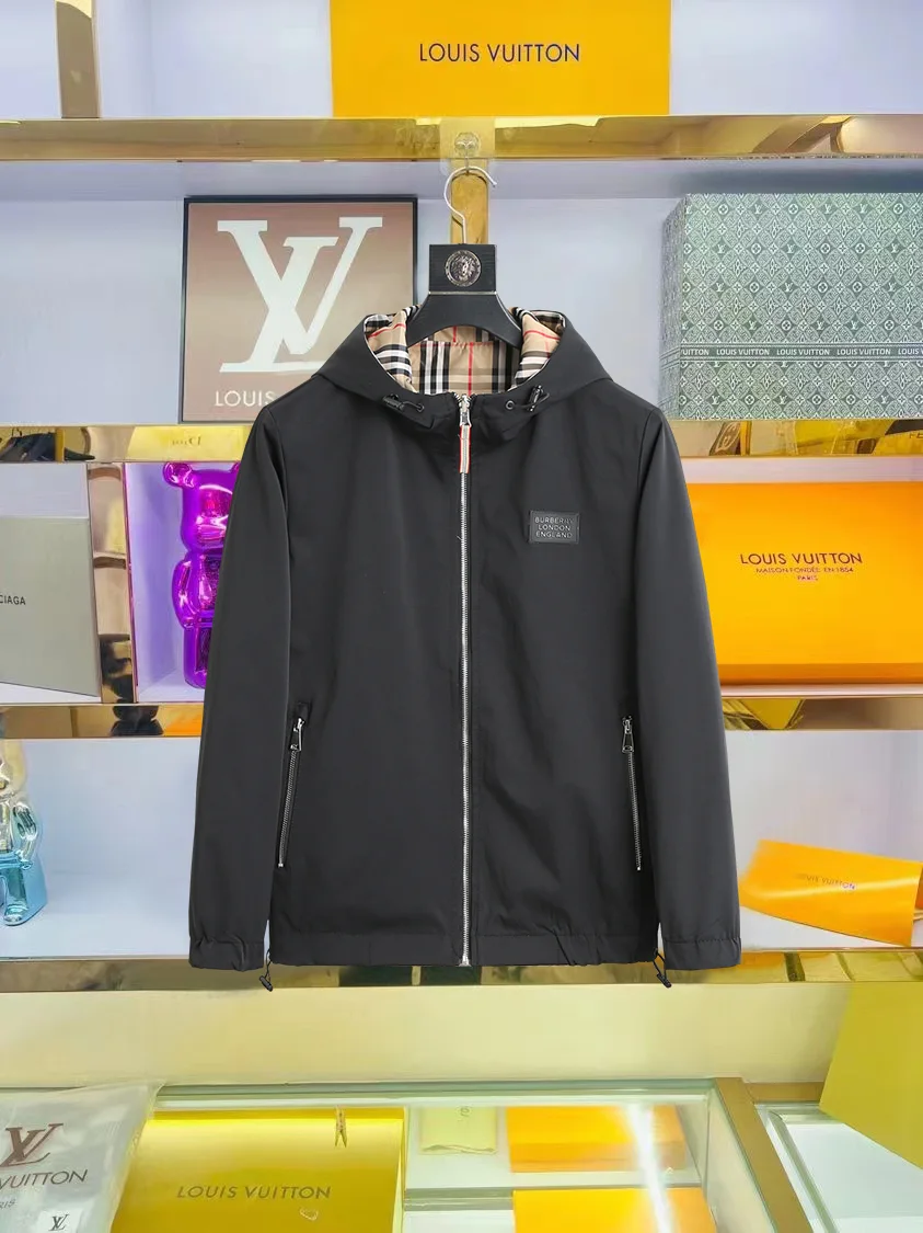 Check-Lined Hooded Shell Jacket D26014337