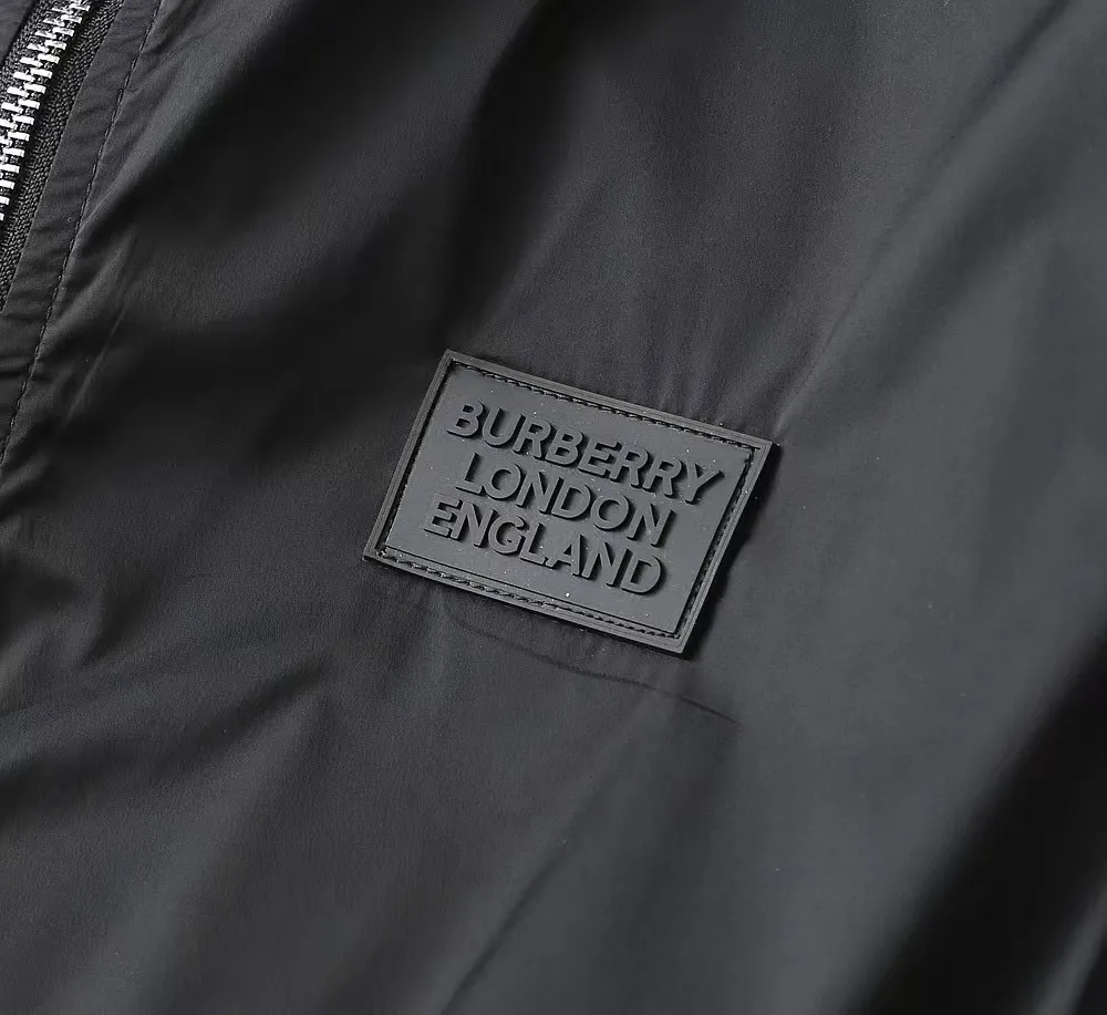 Check-Lined Hooded Shell Jacket D26014337 — view 9
