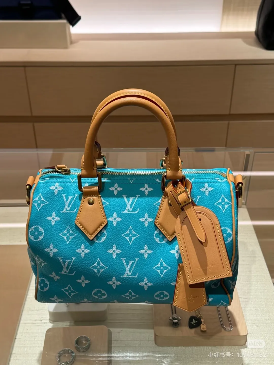 Speedy Bandoulière 25 Monogram Handbag D43017806 — view 5