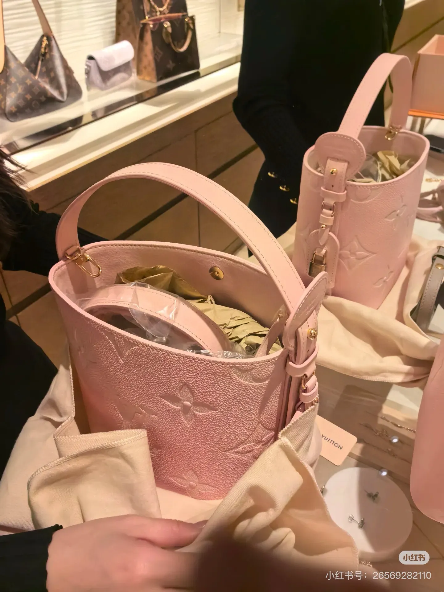 Monogram Empreinte Leather Bucket Bag D33018102 — view 6