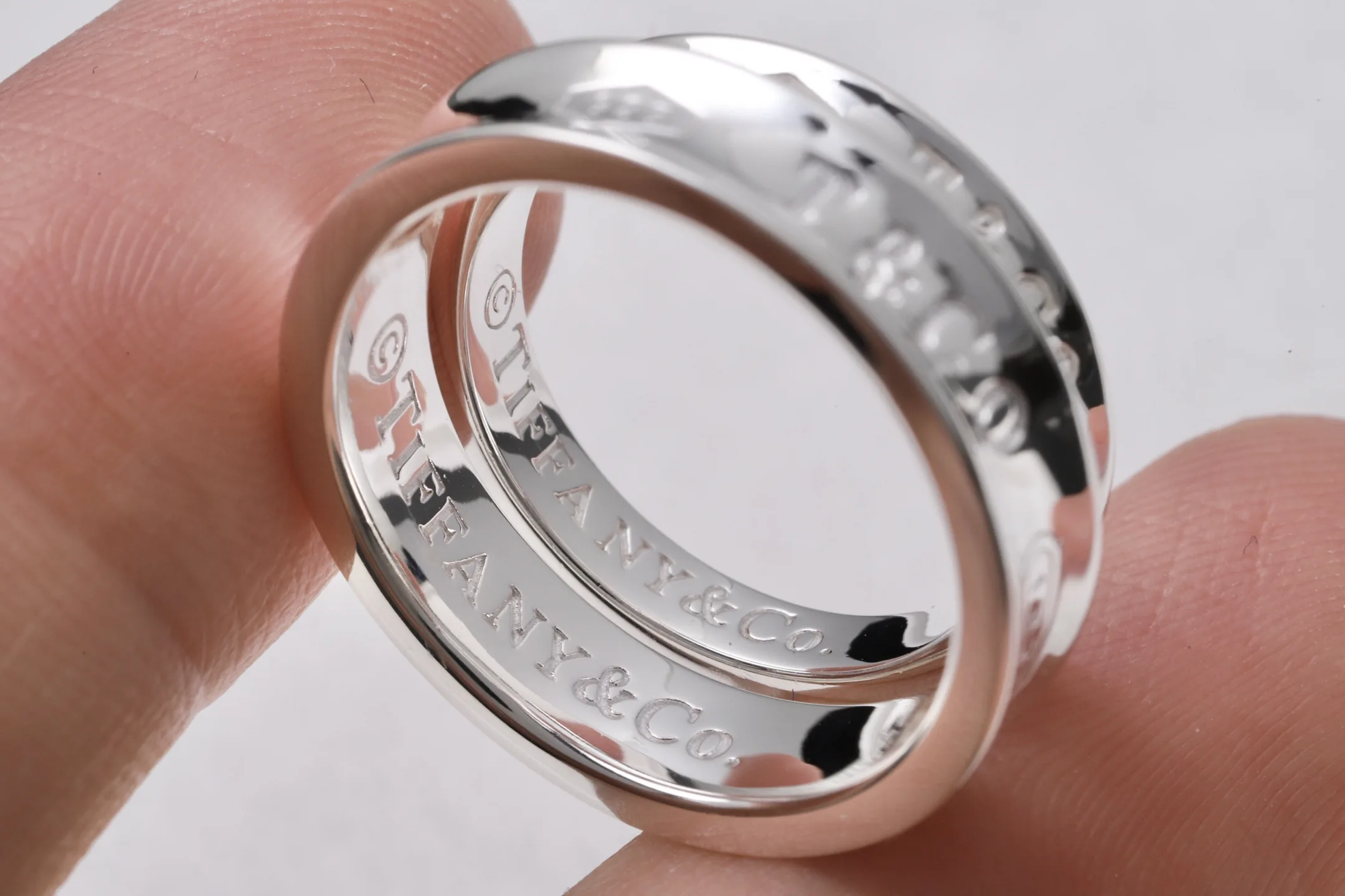 1837 Engraved Band Ring (Sterling Silver) D17016804 — view 6