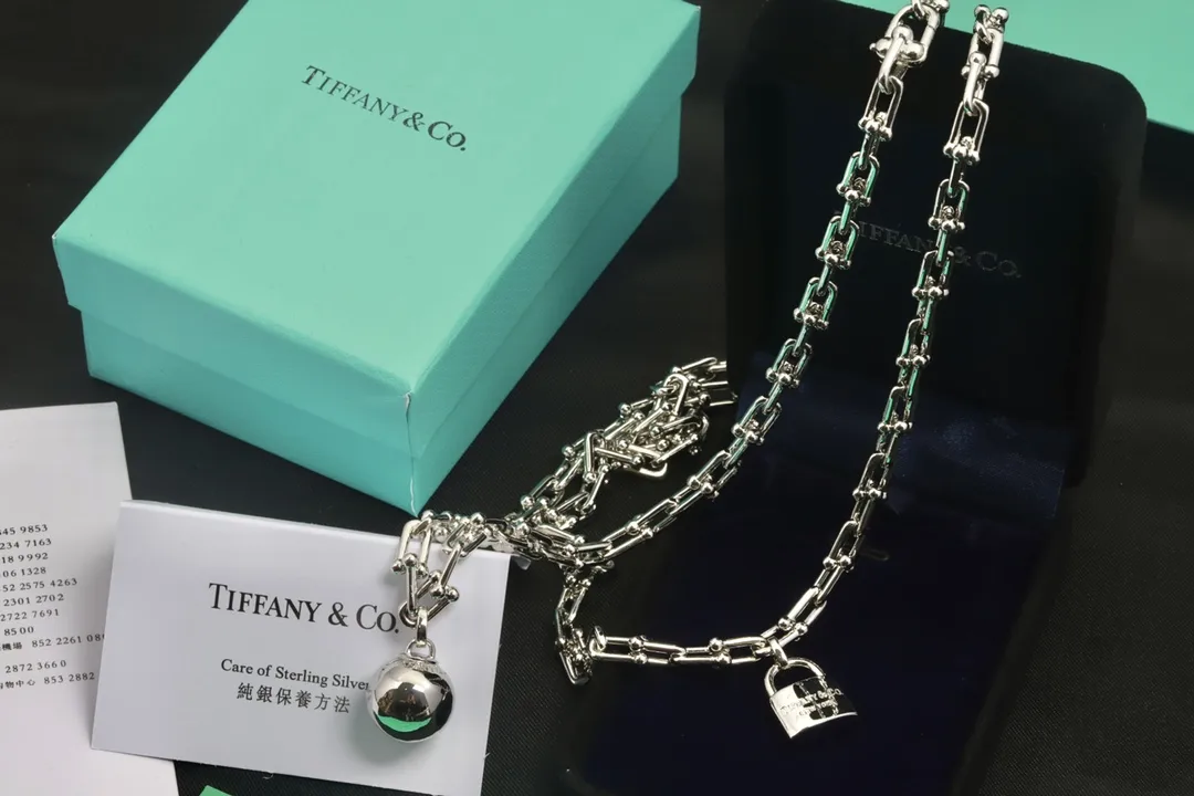 Hardwear Wrap Necklace with Padlock and Ball Charms D32017567 — view 6