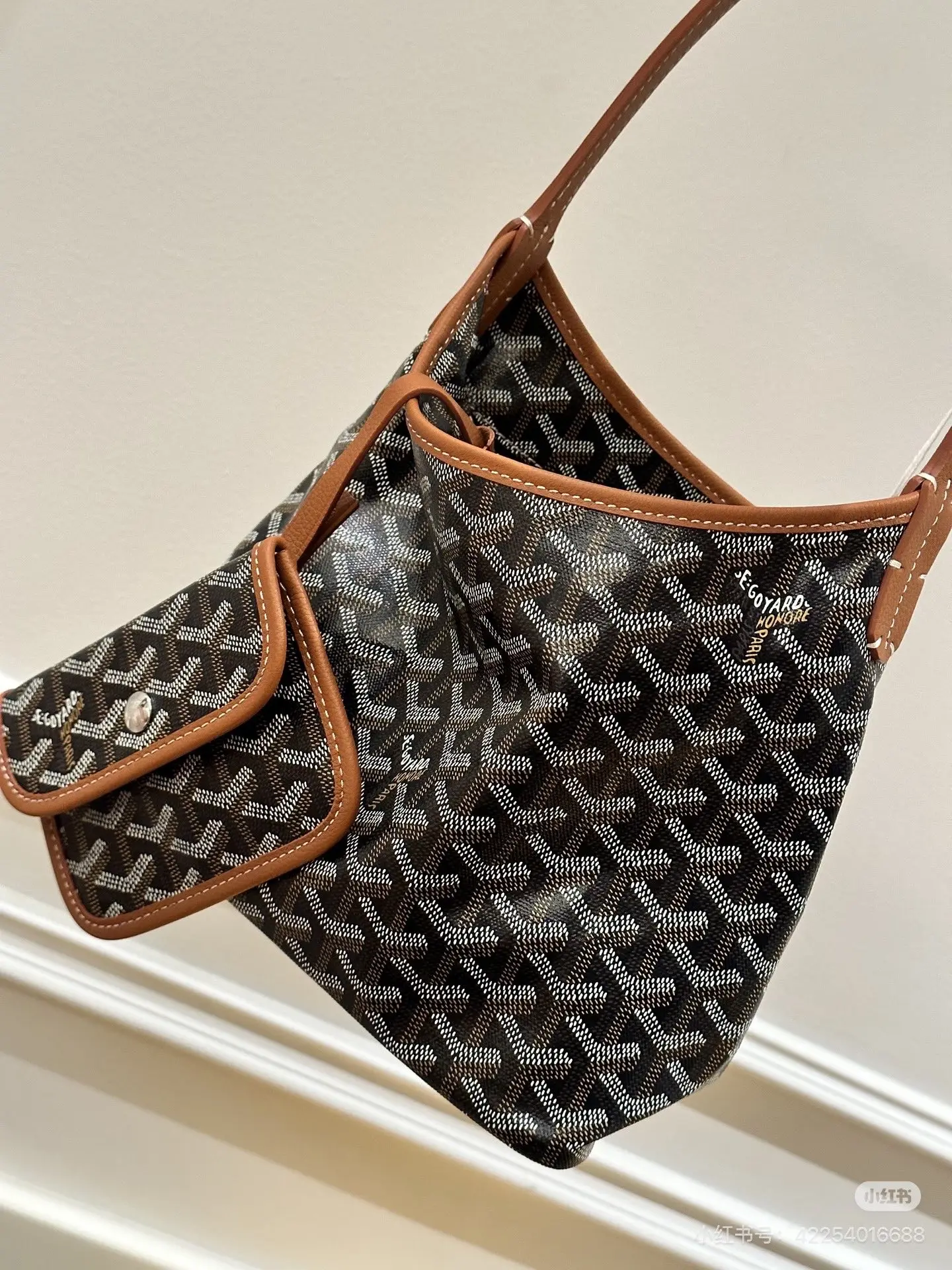 Monogram Hobo Shoulder Bag D26517994 — view 2