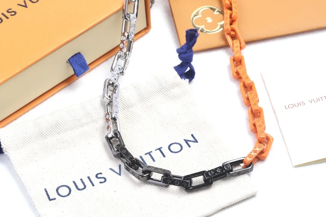 Monogram Engraved Chain Necklace (Titanium Steel) D15017352 — view 3