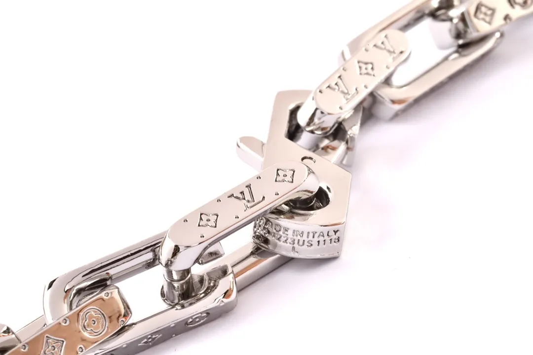 Monogram Engraved Chain Necklace (Titanium Steel) D15017352 — view 5