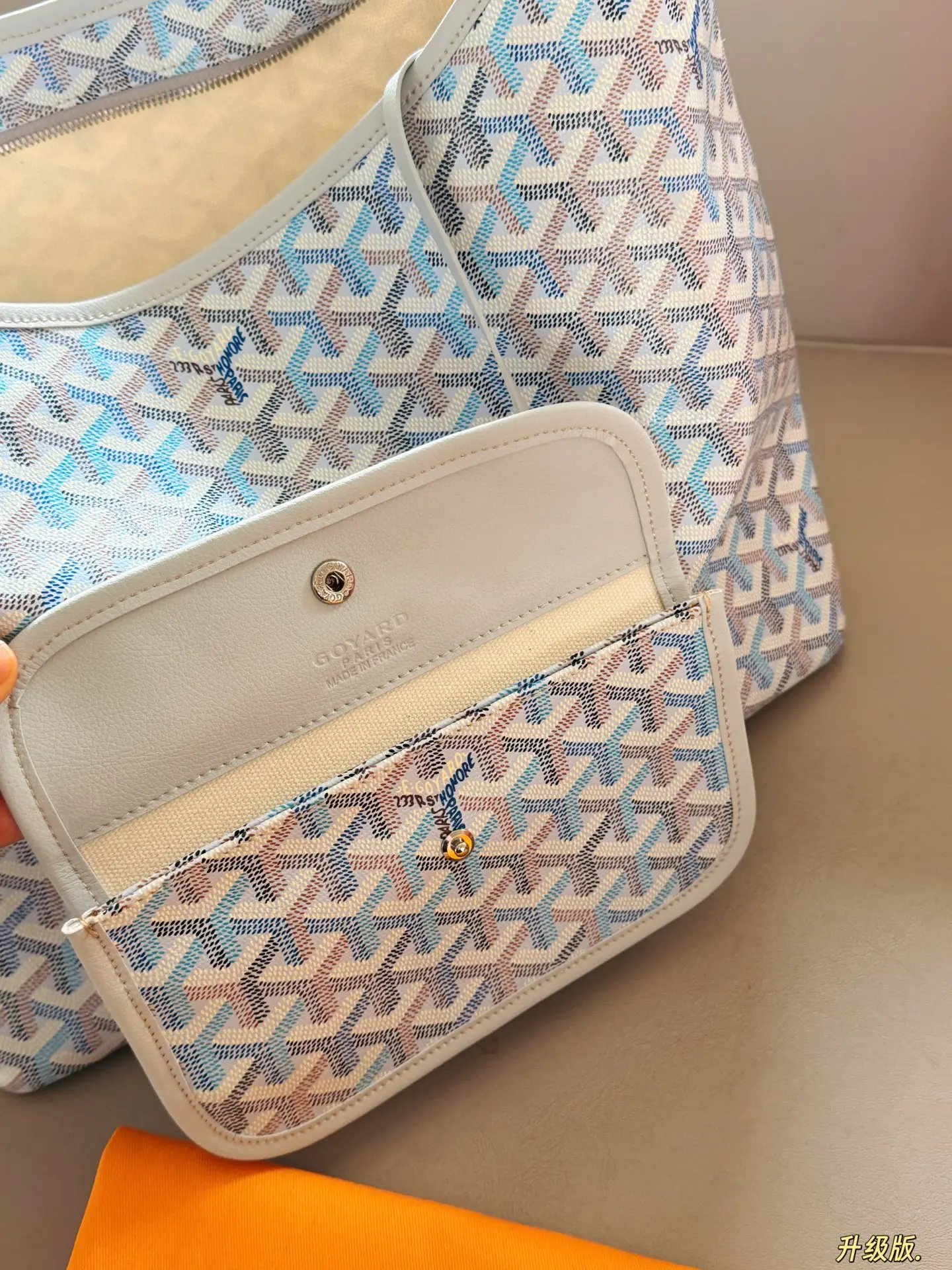 Goyard Hobo Tote Bag D31018235 — view 3
