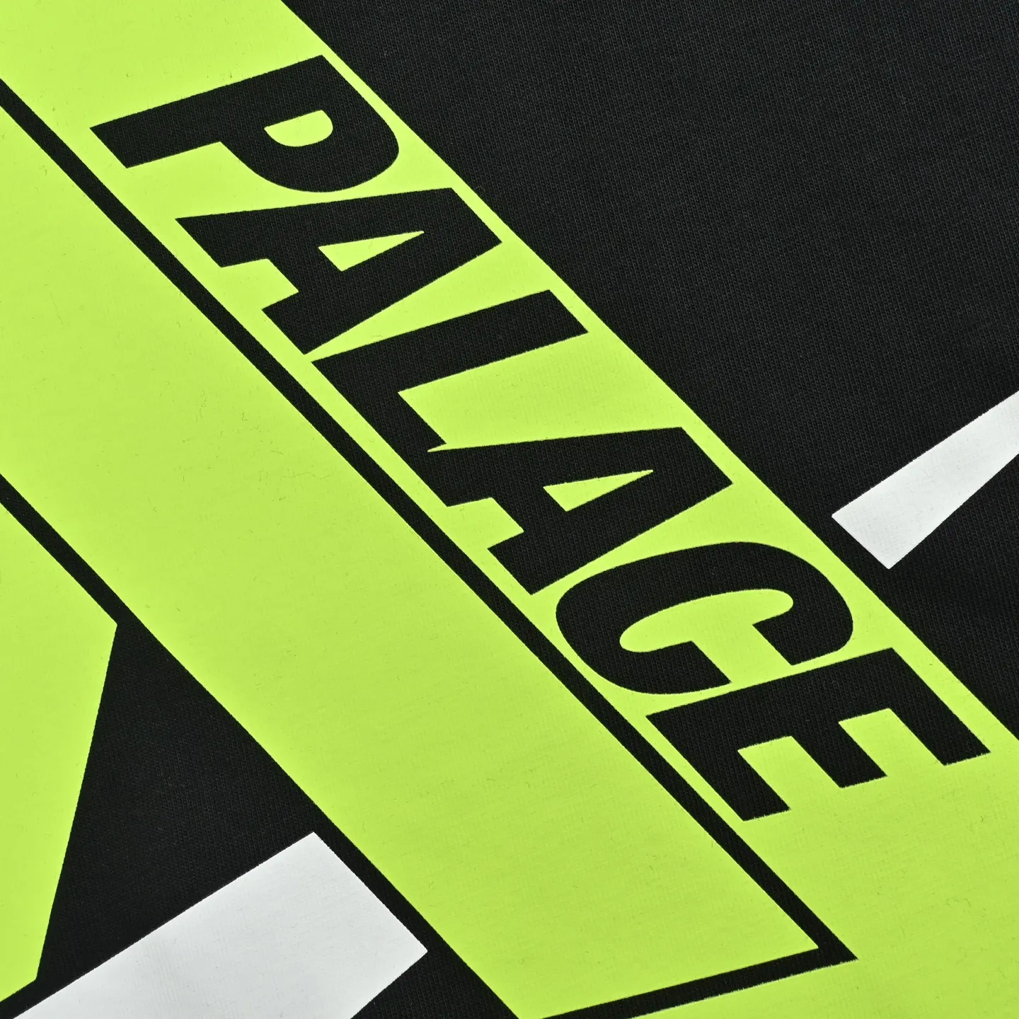 Nike x Palace Logo Print T-Shirt D20512601 — view 8