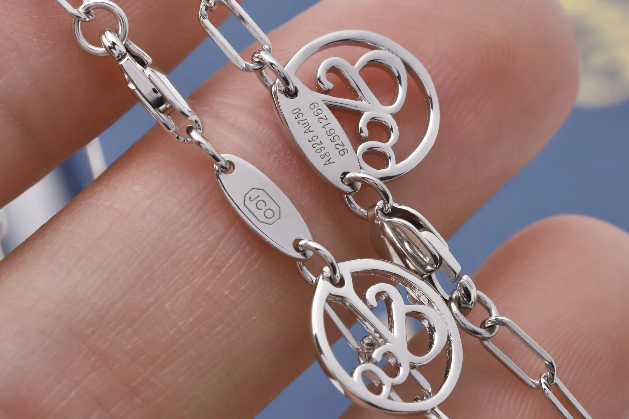 Jacob & Co. x PEACEMINUSONE Daisy Pendant Necklace (Sterling Silver) D27517028 — view 6