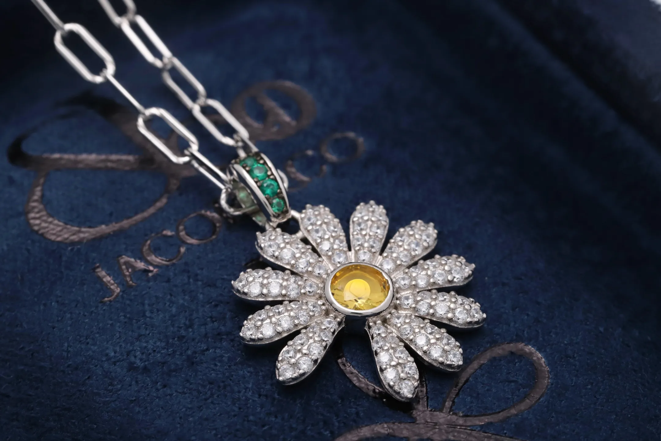 Jacob & Co. x PEACEMINUSONE Daisy Pendant Necklace (Sterling Silver) D27517028 — view 7