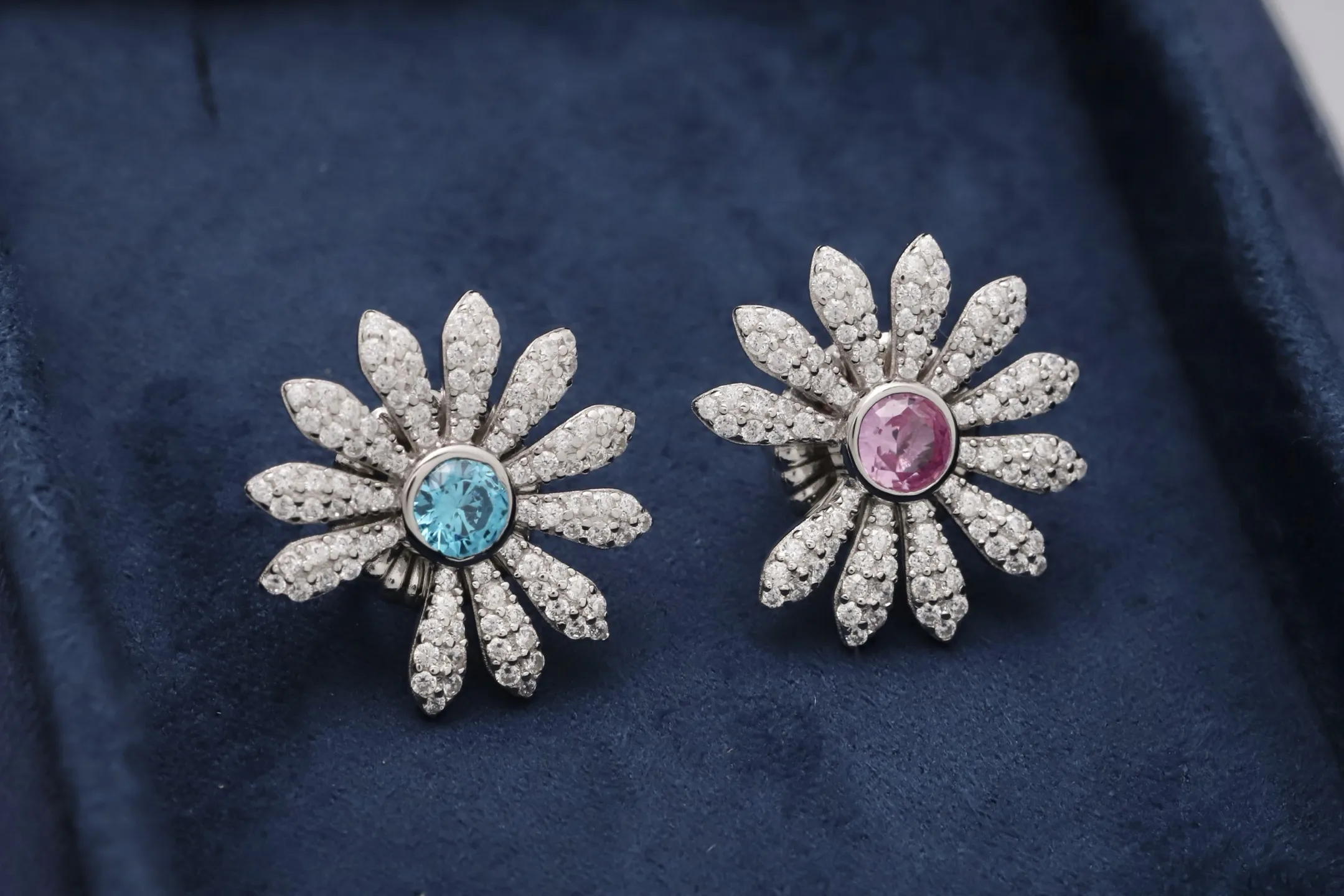 Daisy Pavé Cubic Zirconia Stud Earrings (Sterling Silver) D26017030 — view 3
