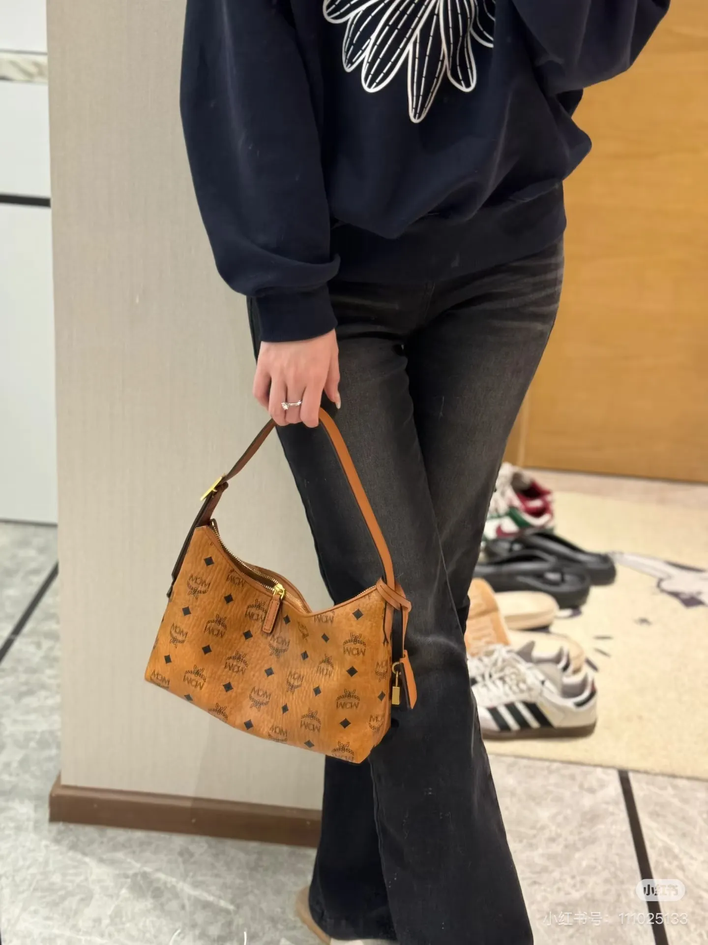 MCM Visetos Monogram Shoulder Bag D27517946 — view 3