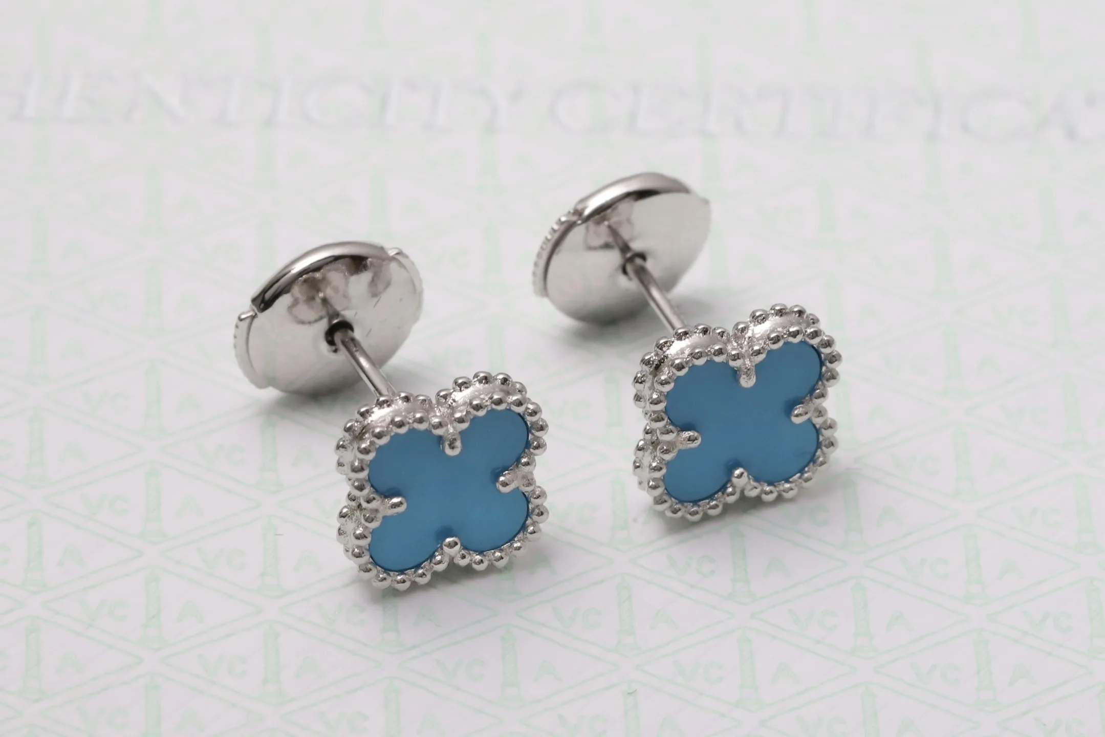 Sweet Alhambra Turquoise Stud Earrings (Sterling Silver) D17516940 — view 4