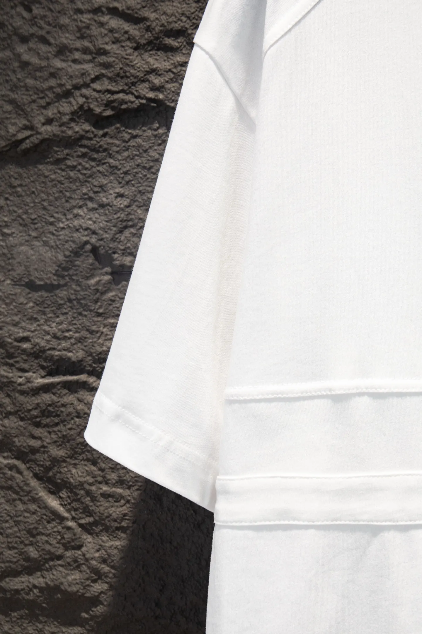 Embroidered Paneled Cotton T-Shirt D12515057 — view 5