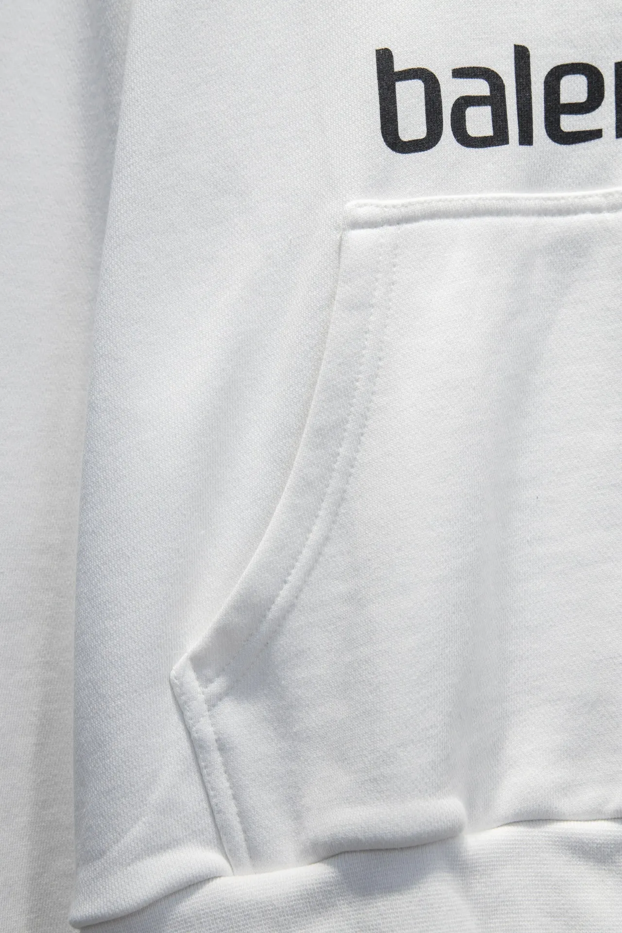 Logo-Embroidered Oversized Zip-Up Hoodie D21923007 — view 8