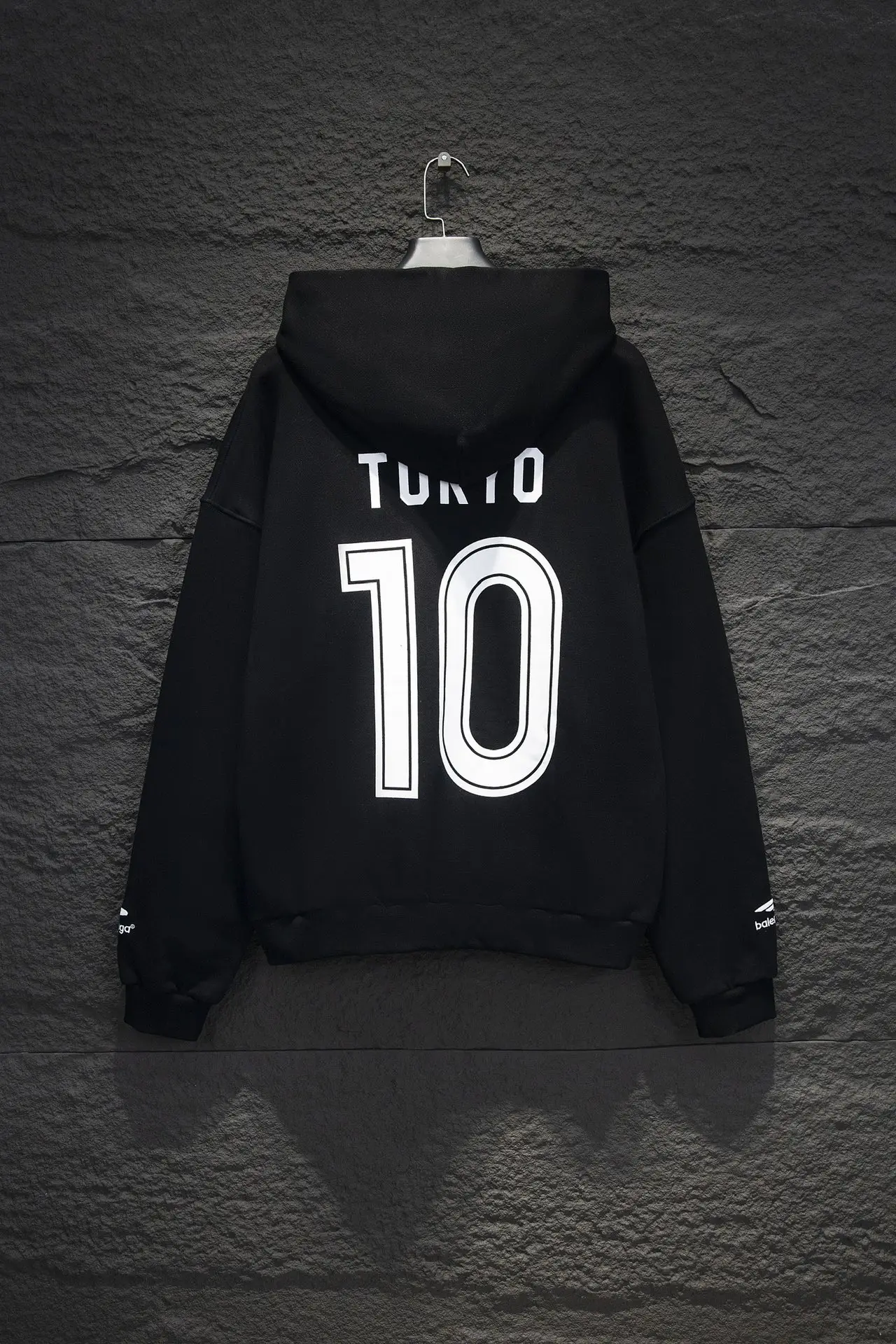 Oversized Logo-Print Zip-Up Hoodie D21923006 — view 2